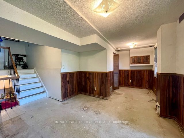 1755 Rathburn Road E 56 Property Photo 34
