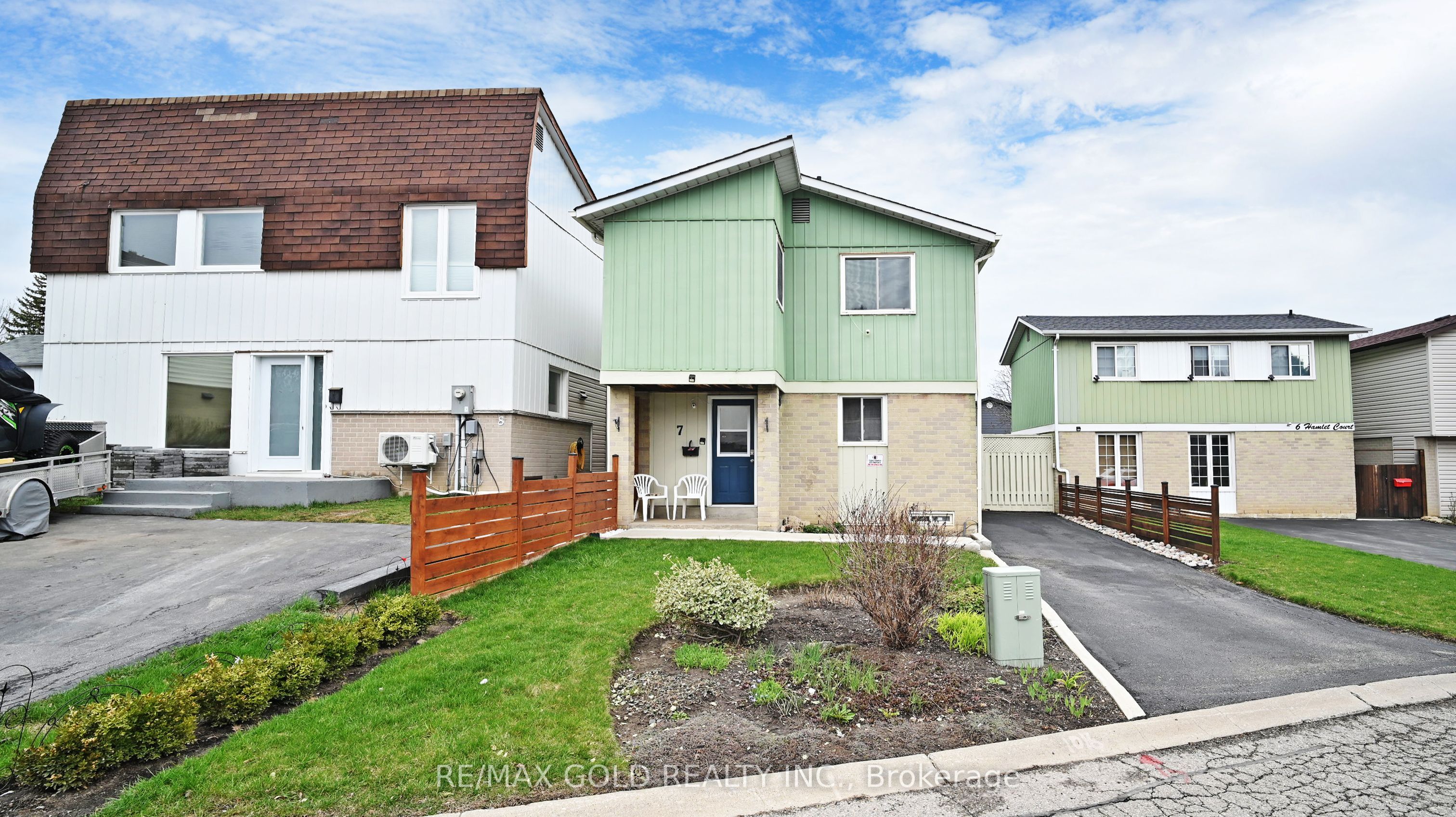7 Hamlet Court Property Photo 1