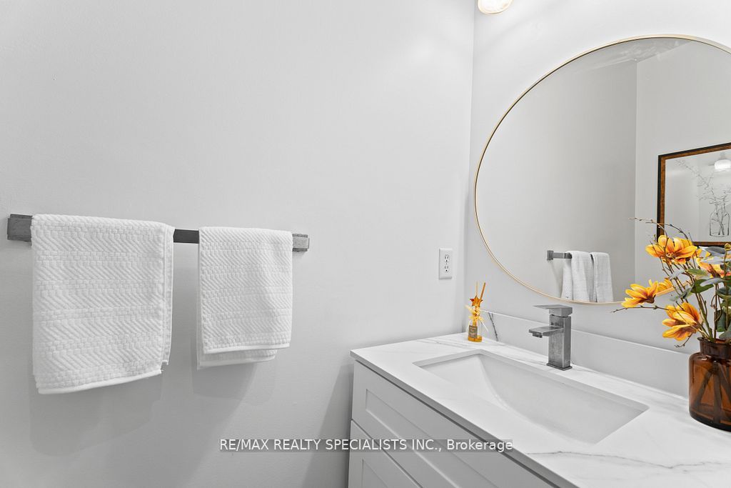 104 Treeline Boulevard Property Photo 17