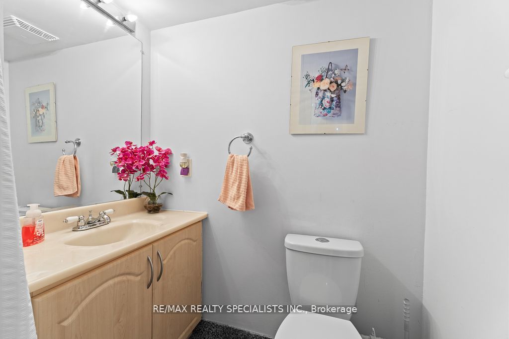104 Treeline Boulevard Property Photo 43