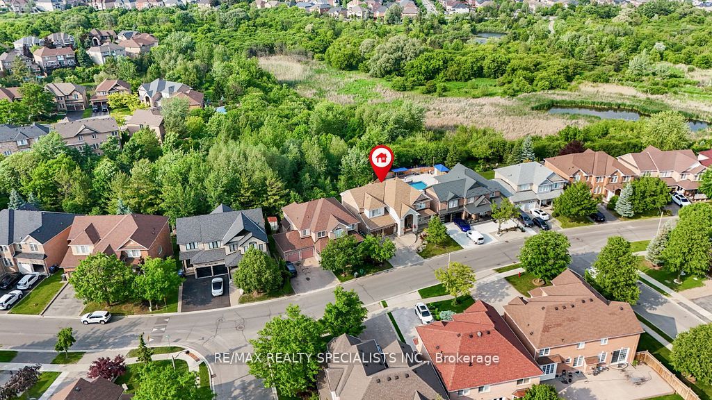 104 Treeline Boulevard Property Photo 46