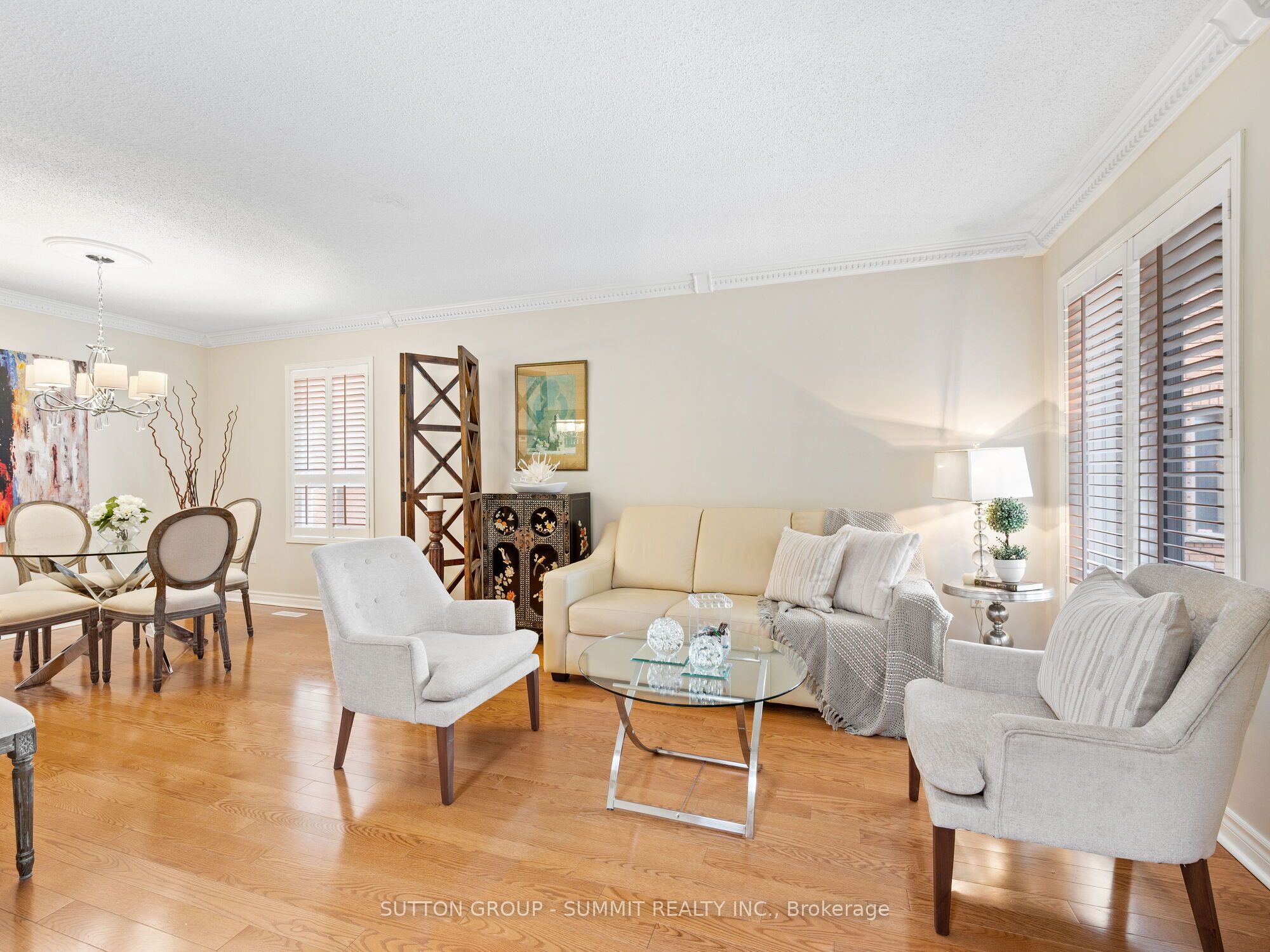 5726 Tayside Crescent Property Photo 5