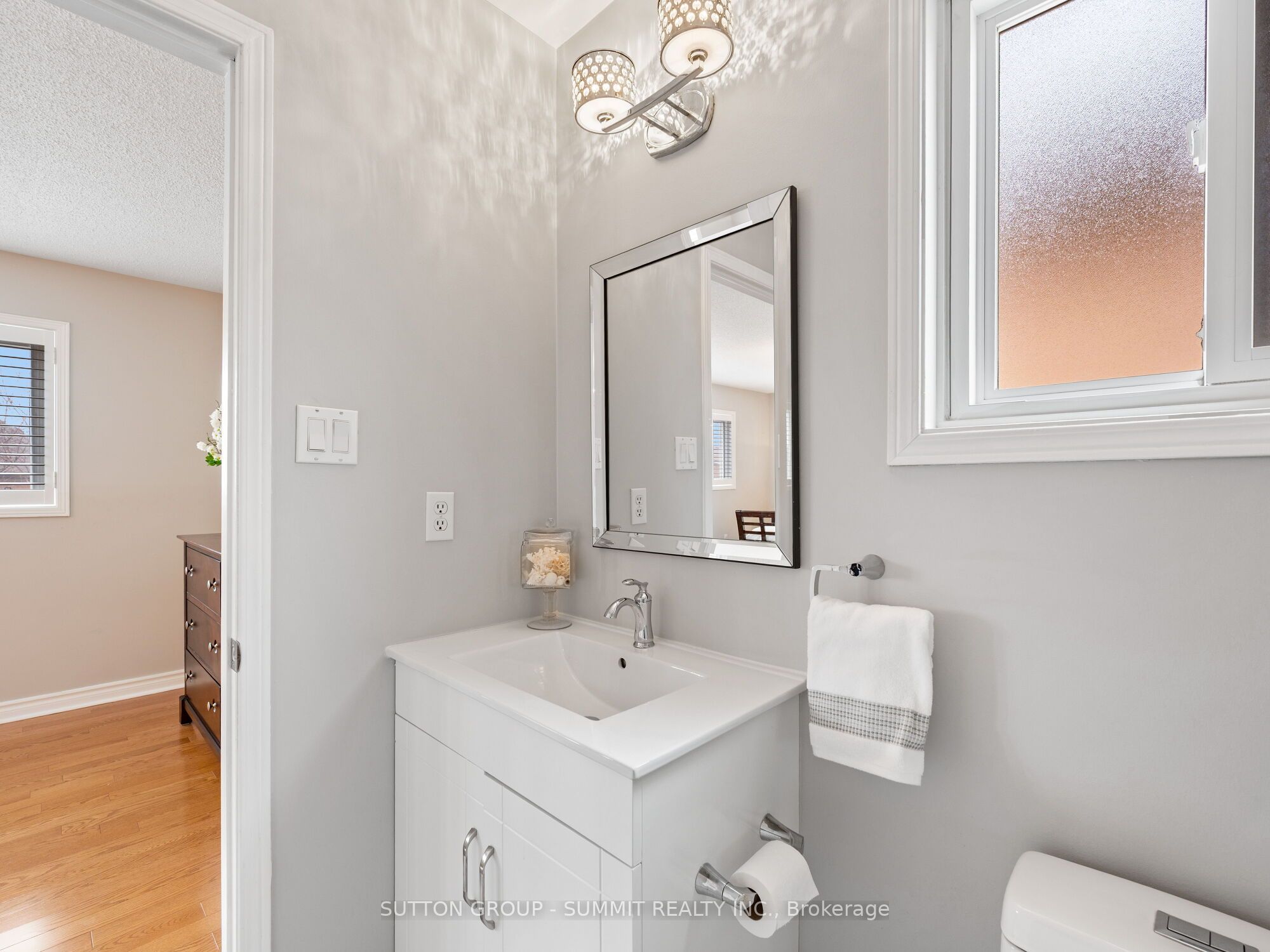 5726 Tayside Crescent Property Photo 33