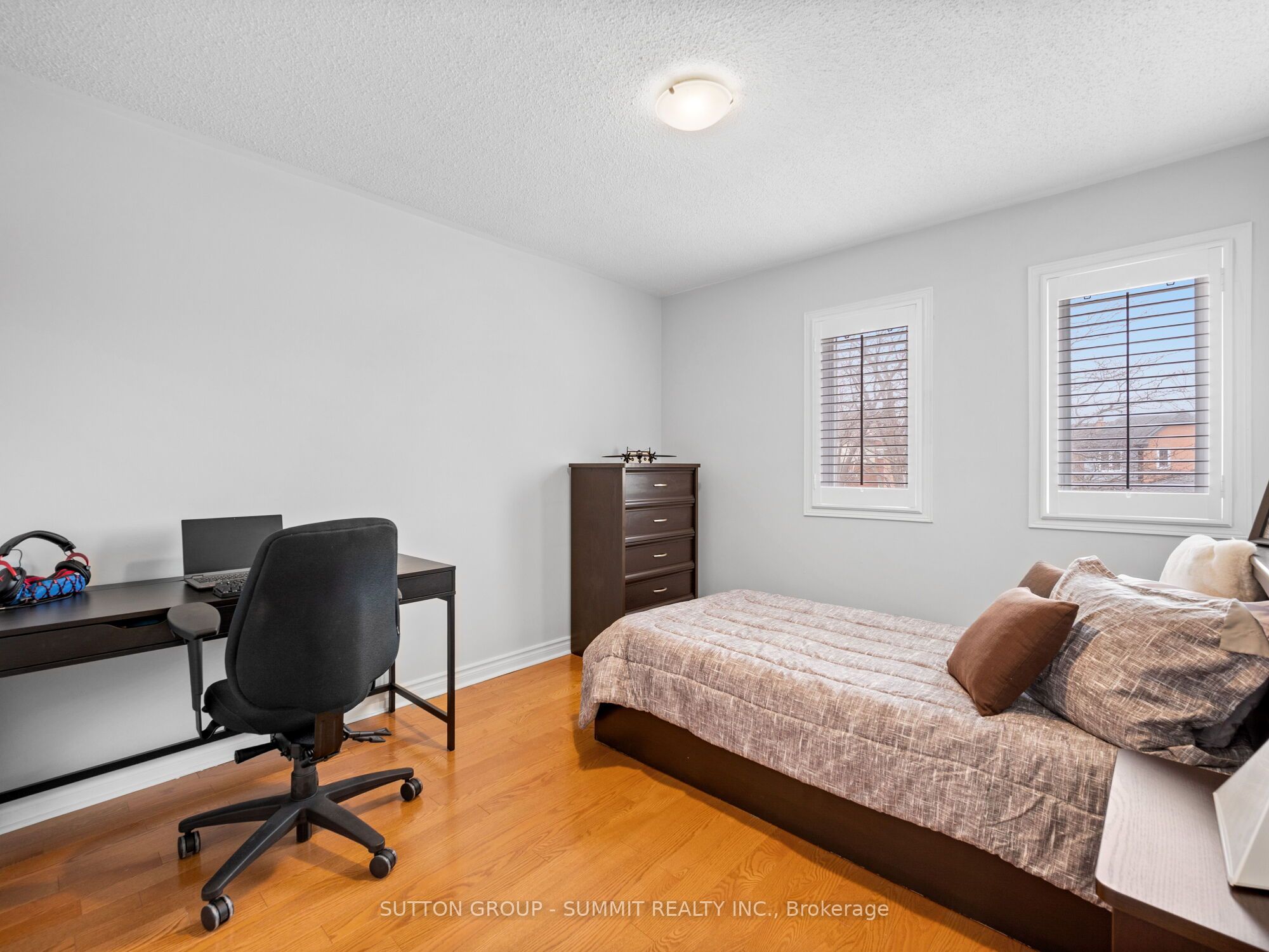 5726 Tayside Crescent Property Photo 39