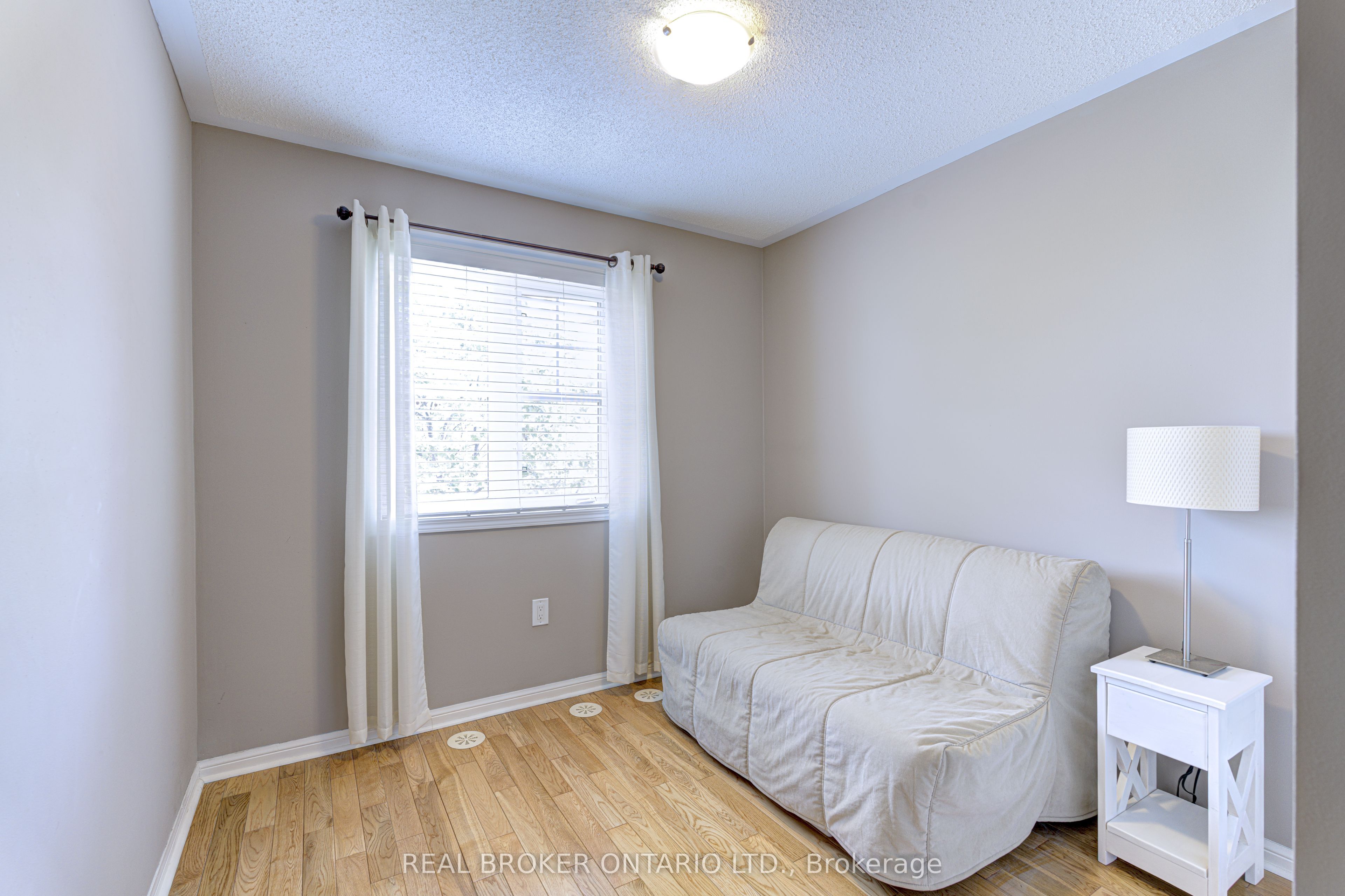 253 Wetenhall Landing Property Photo 23