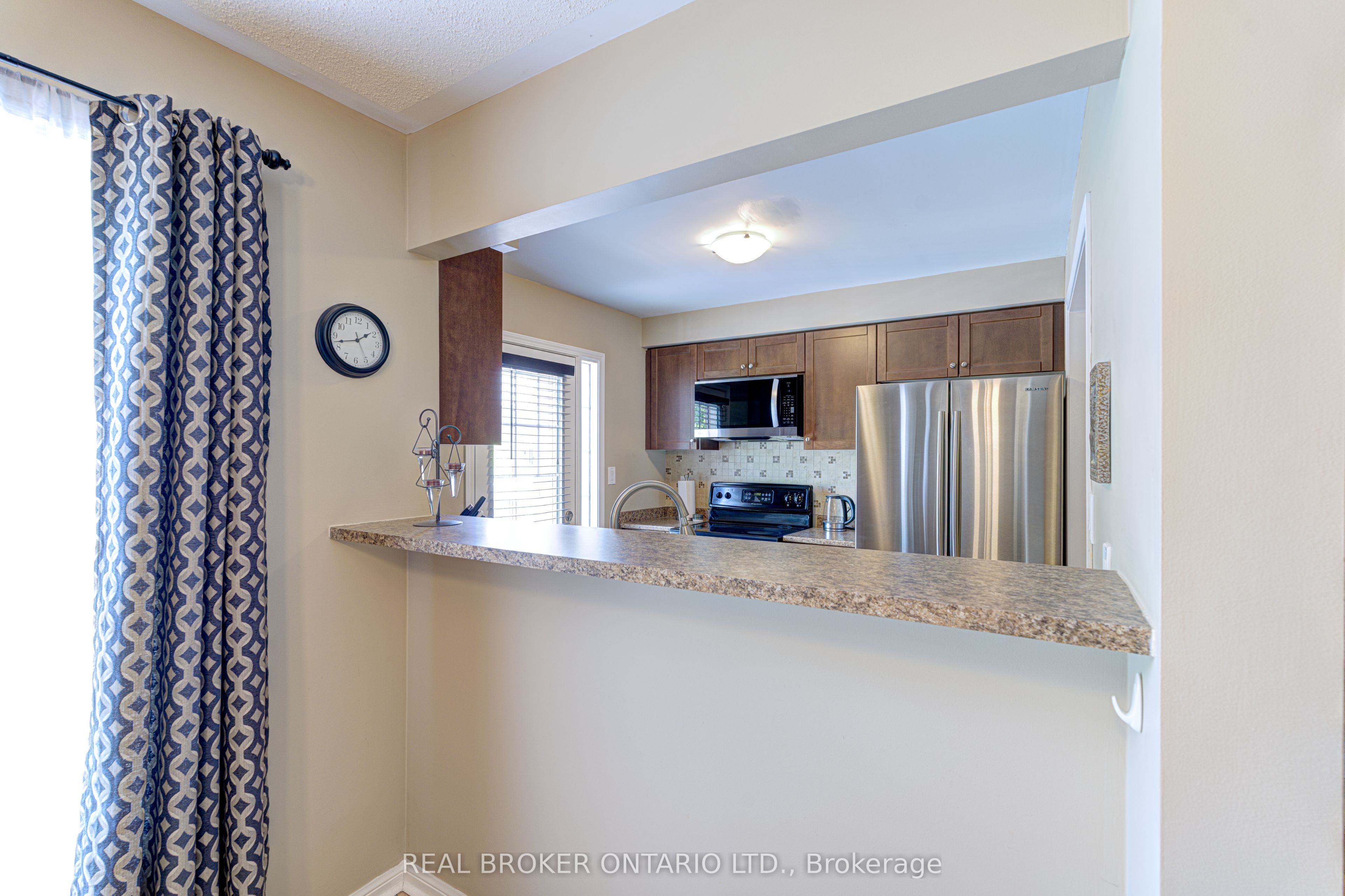 253 Wetenhall Landing Property Photo 30
