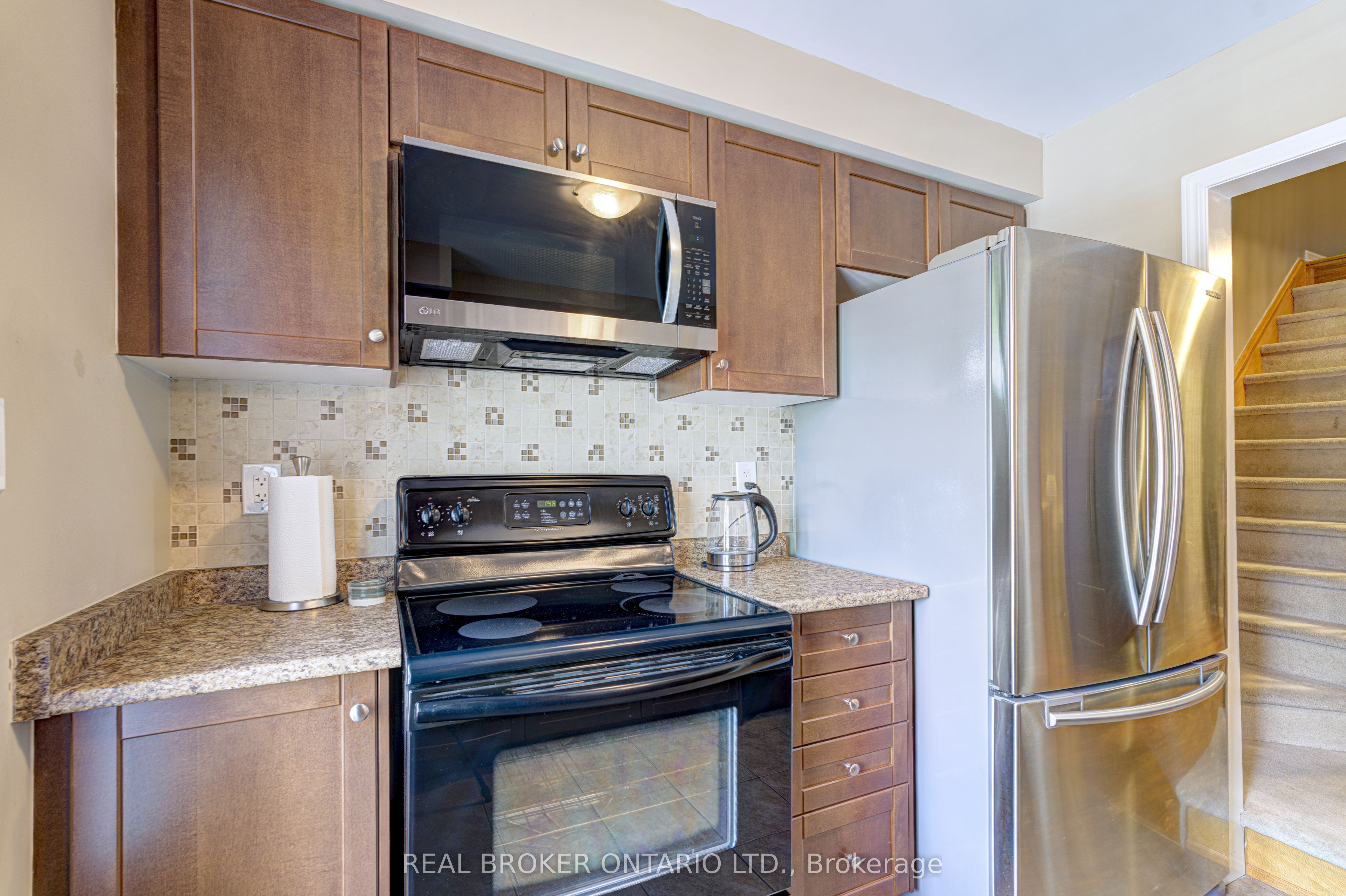 253 Wetenhall Landing Property Photo 35