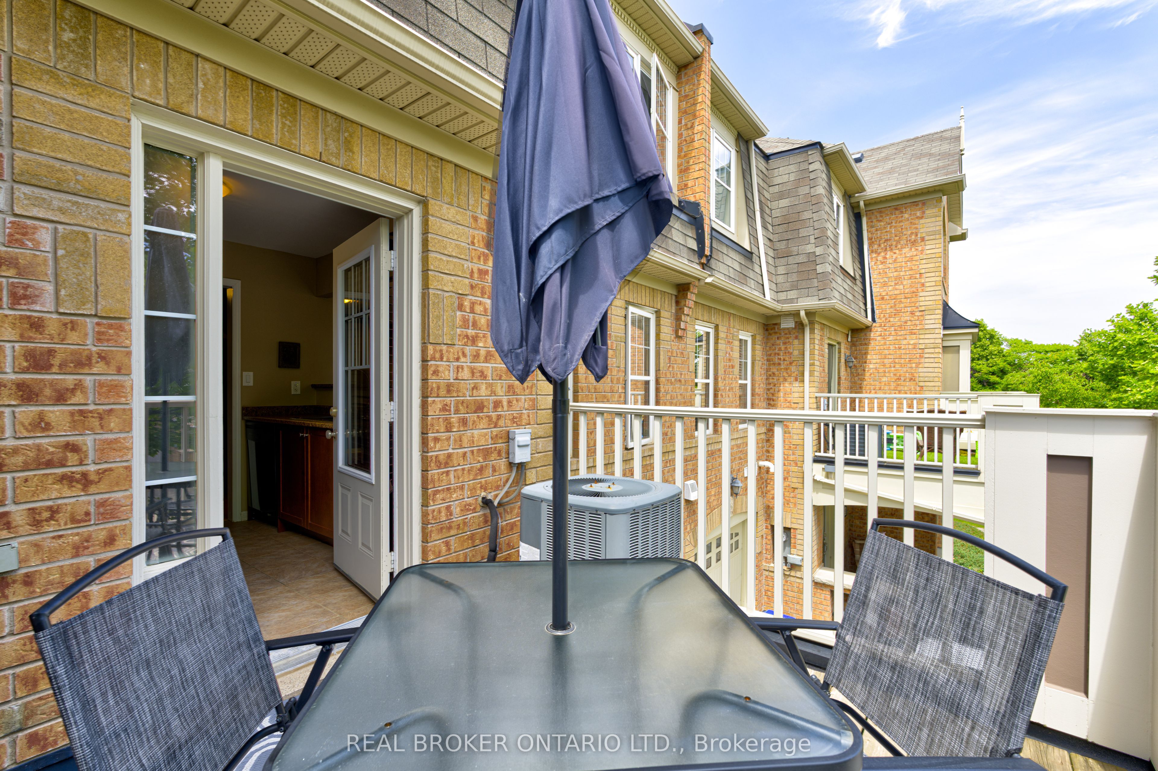 253 Wetenhall Landing Property Photo 38