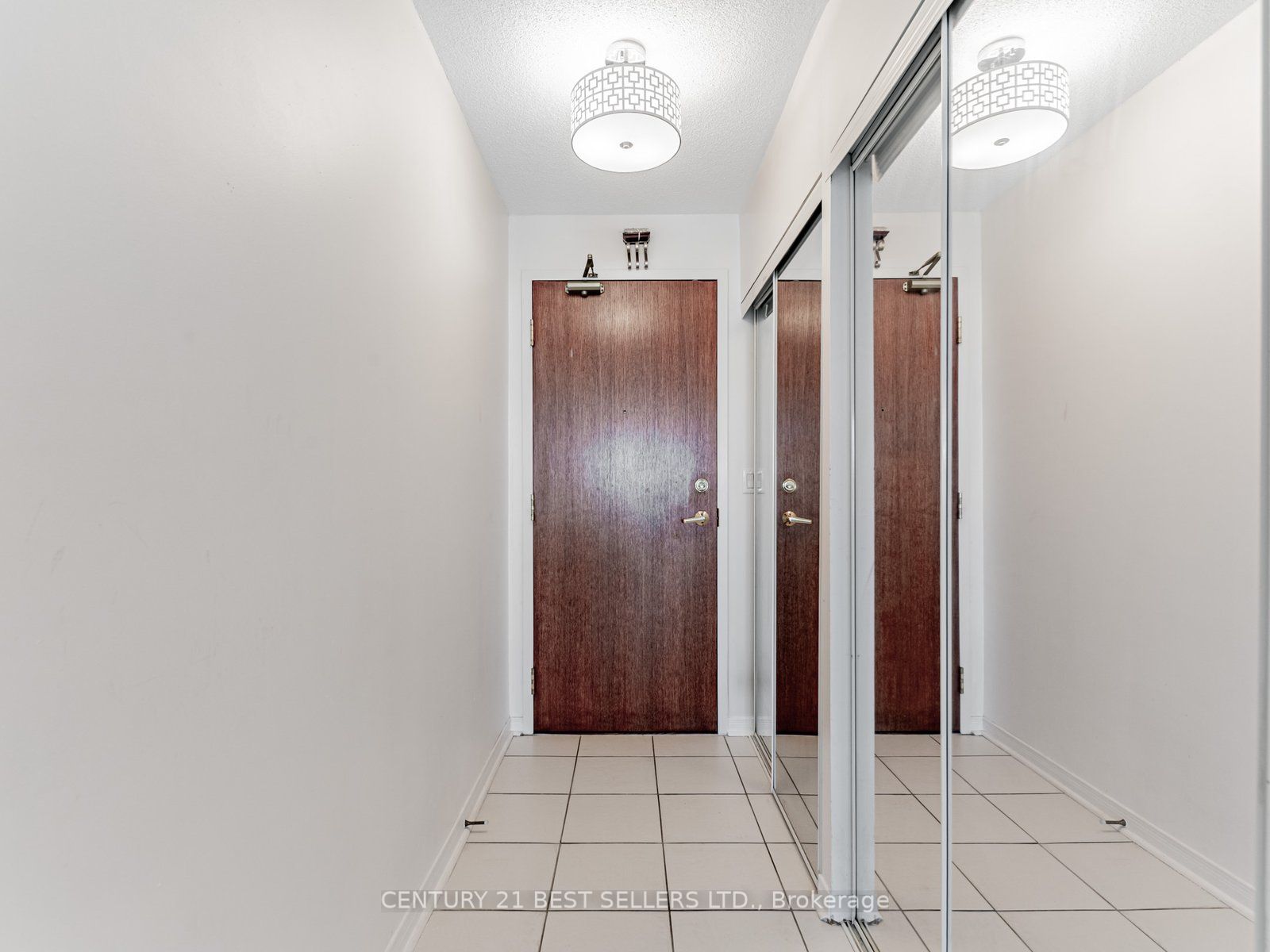 4900 Glen Erin Drive 801 Property Photo 2