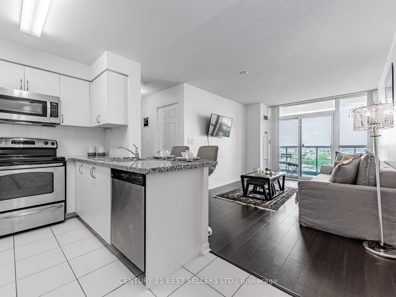 4900 Glen Erin Drive 801 Property Photo 5