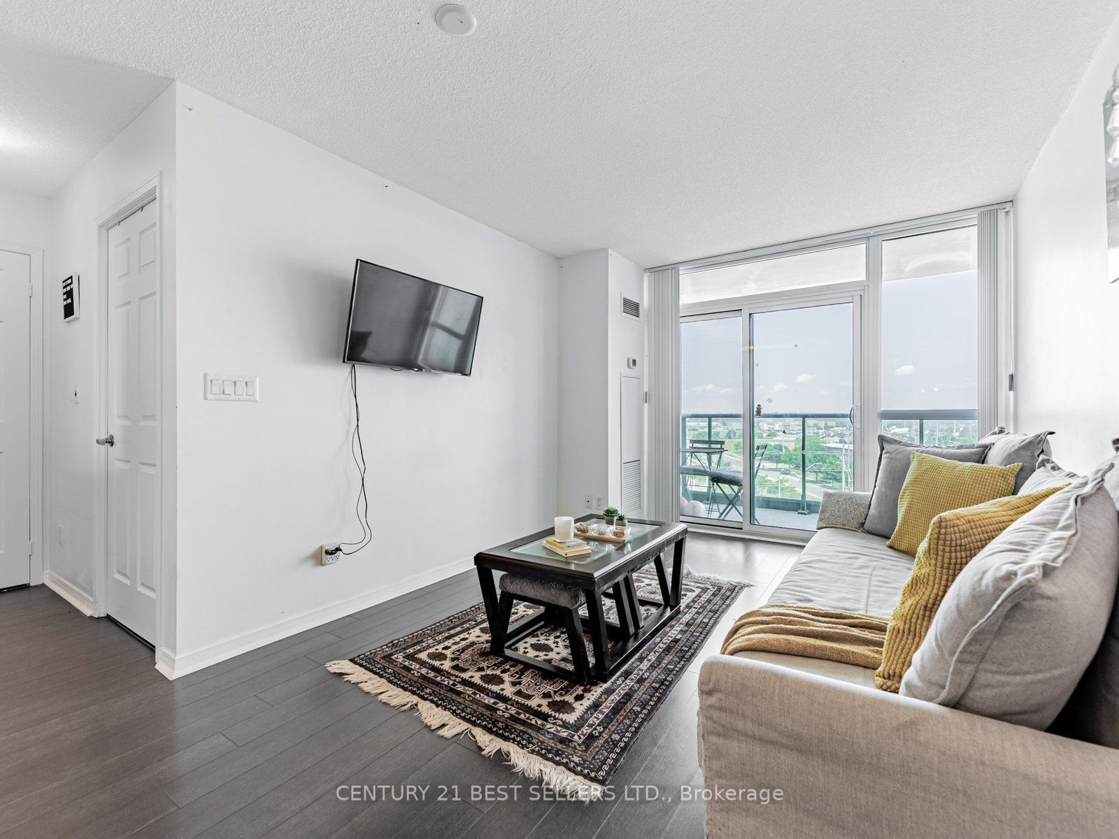 4900 Glen Erin Drive 801 Property Photo 9