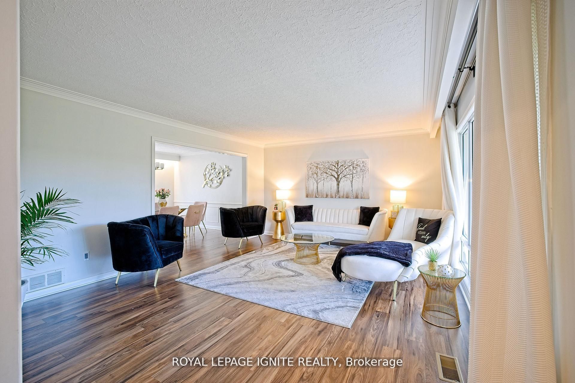 2092 Sava Crescent Property Photo 9