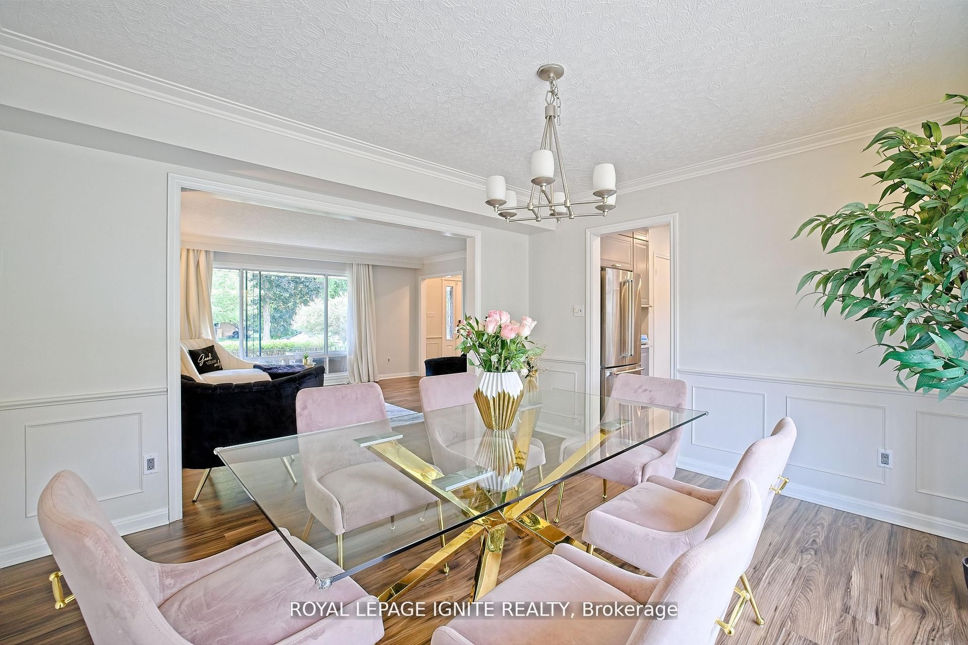 2092 Sava Crescent Property Photo 14