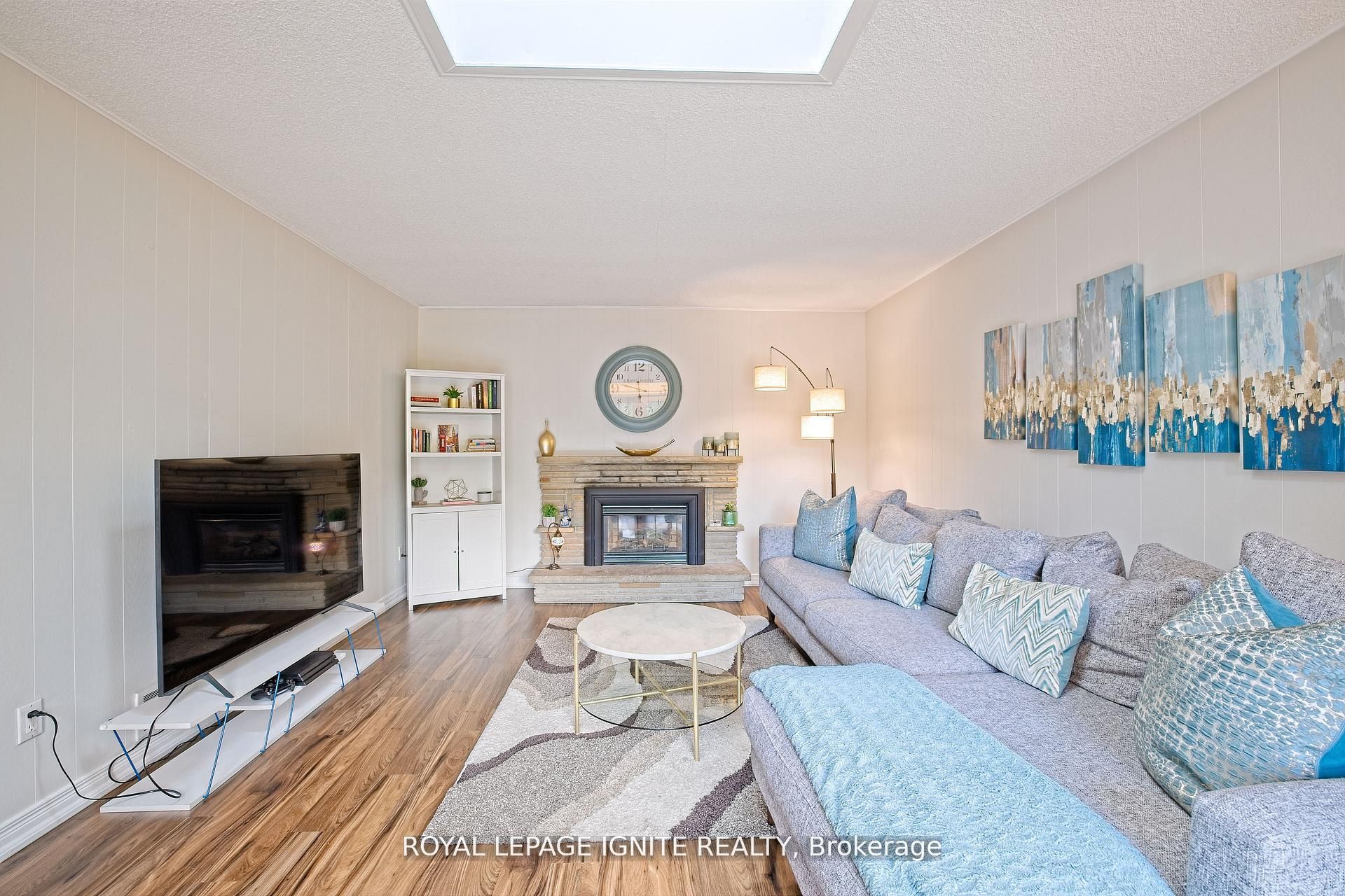 2092 Sava Crescent Property Photo 21