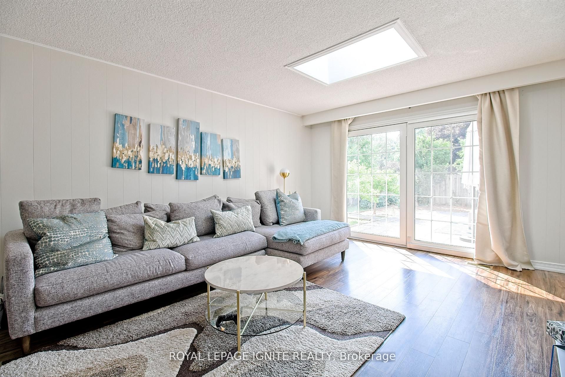 2092 Sava Crescent Property Photo 22