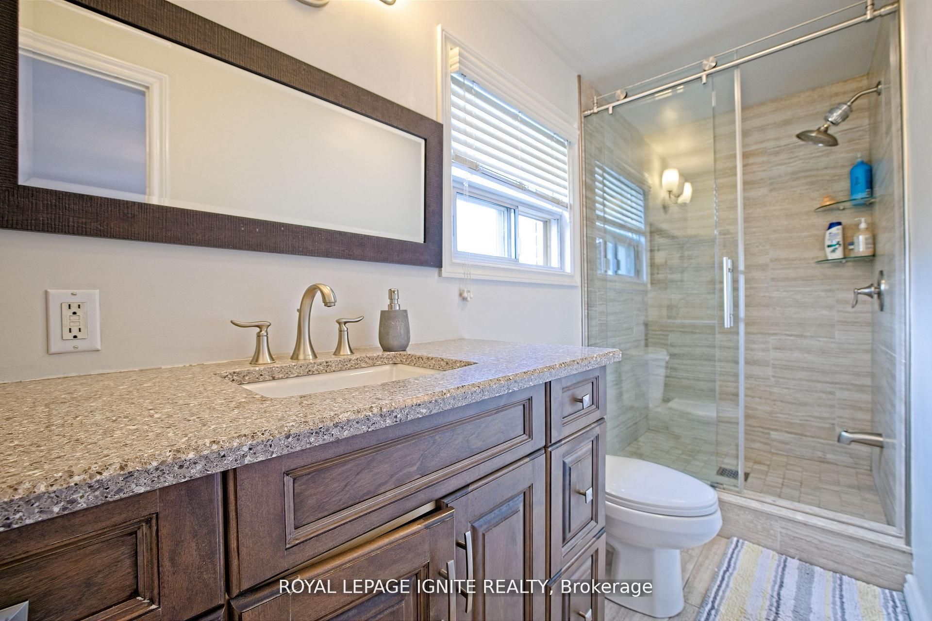 2092 Sava Crescent Property Photo 28