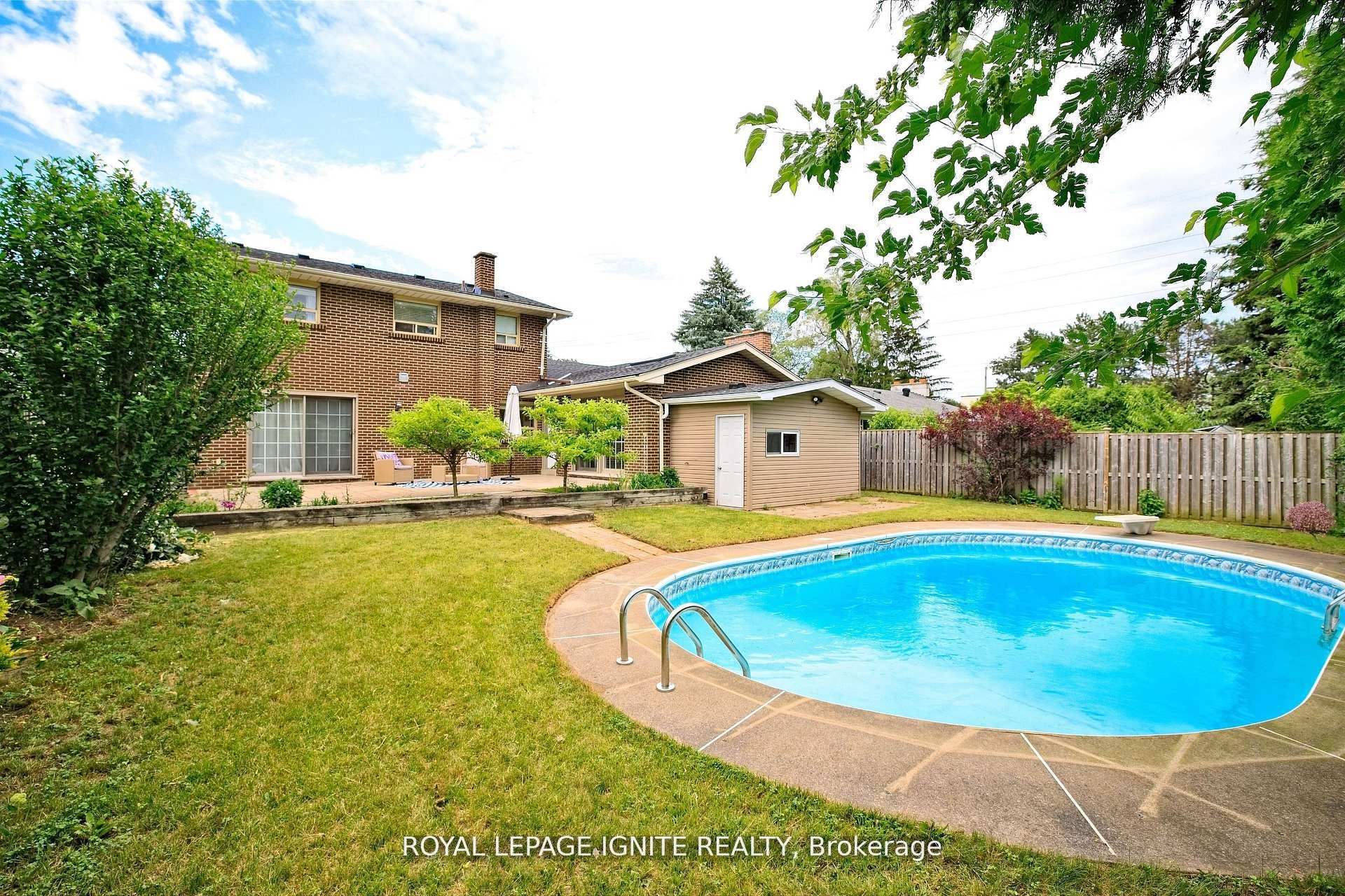 2092 Sava Crescent Property Photo 35