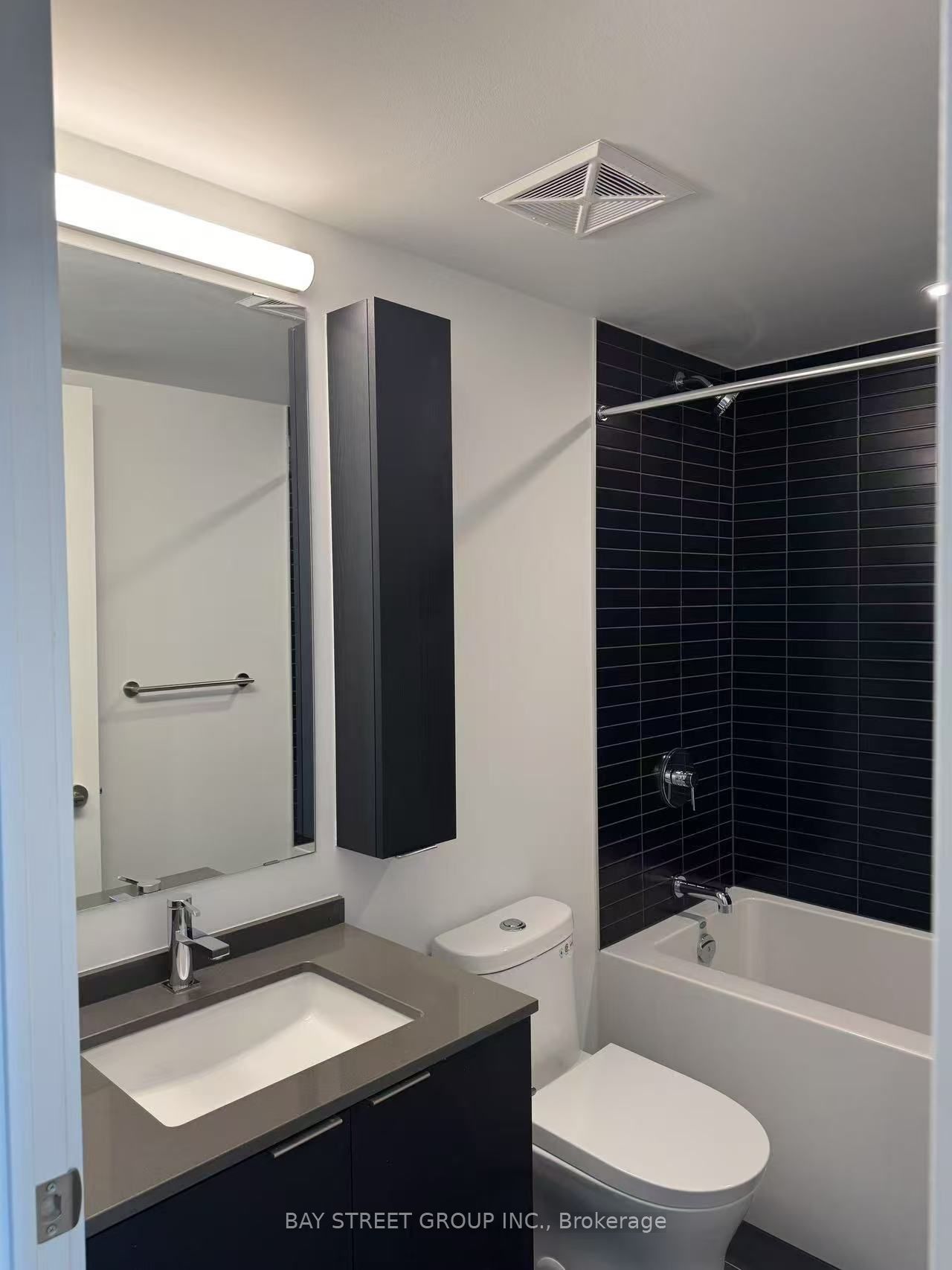 3009 Novar Road 516 Property Photo 5