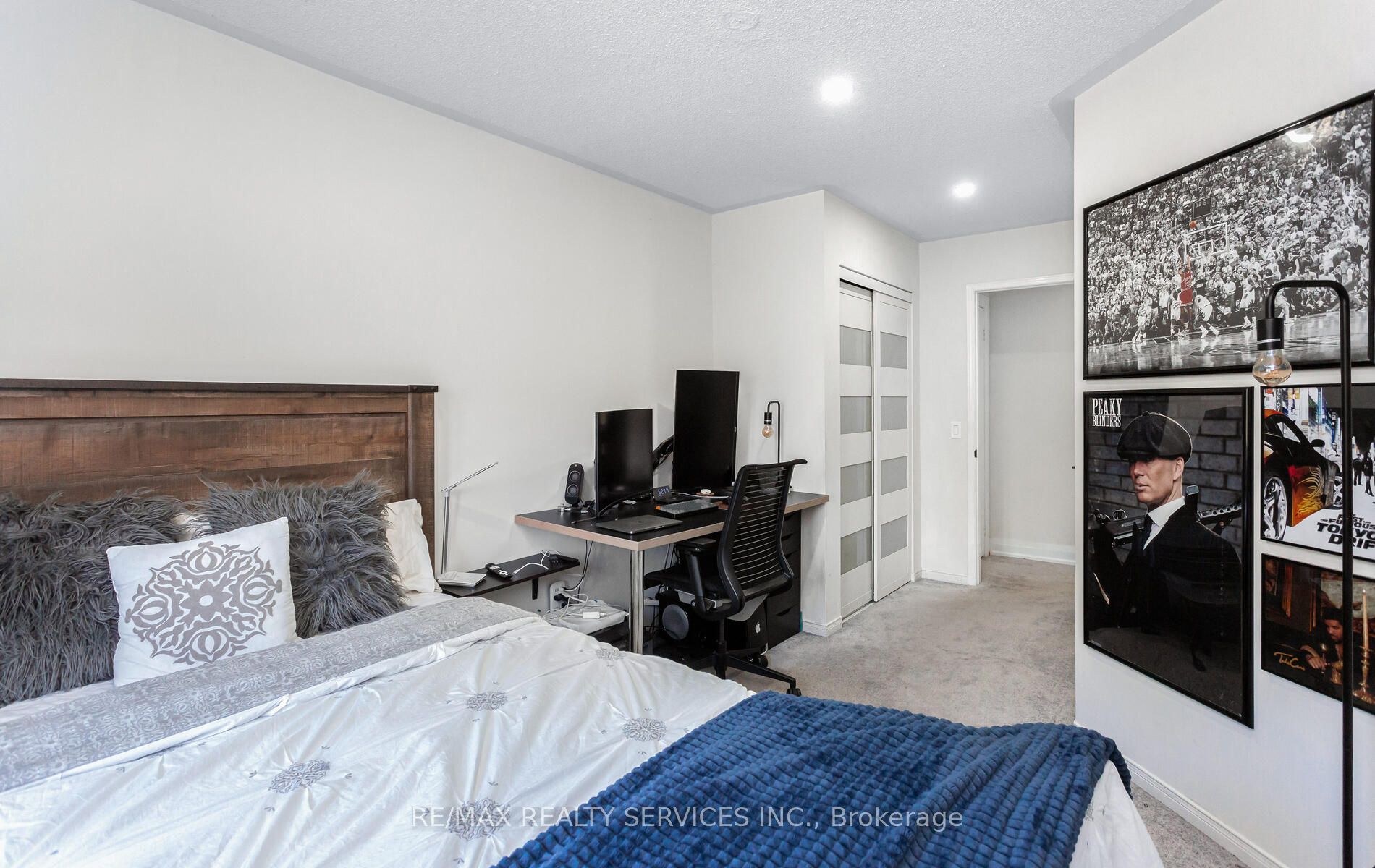 180 Forum Drive 36 Property Photo 19