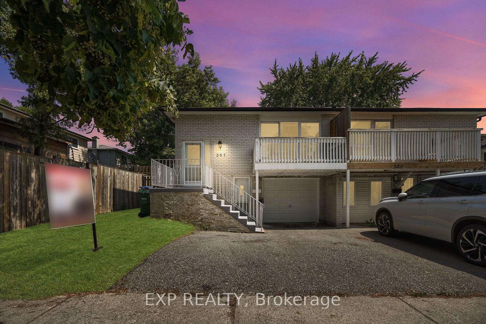 387 Archdekin Drive Property Photo 1