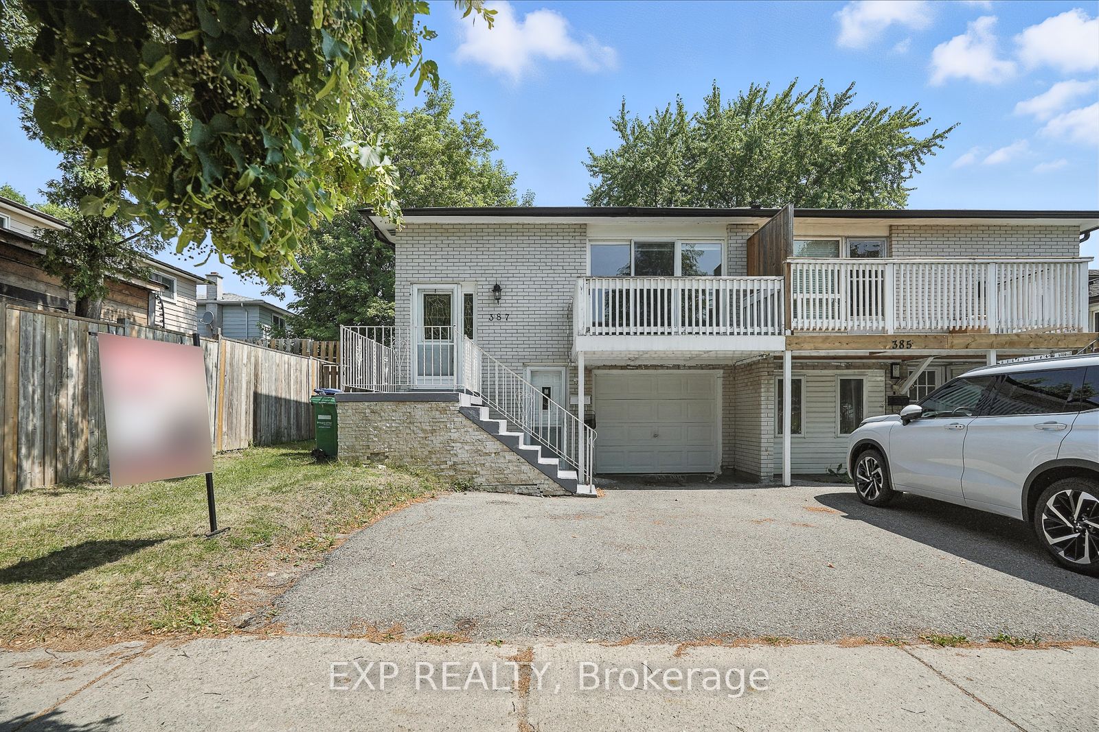 387 Archdekin Drive Property Photo 2