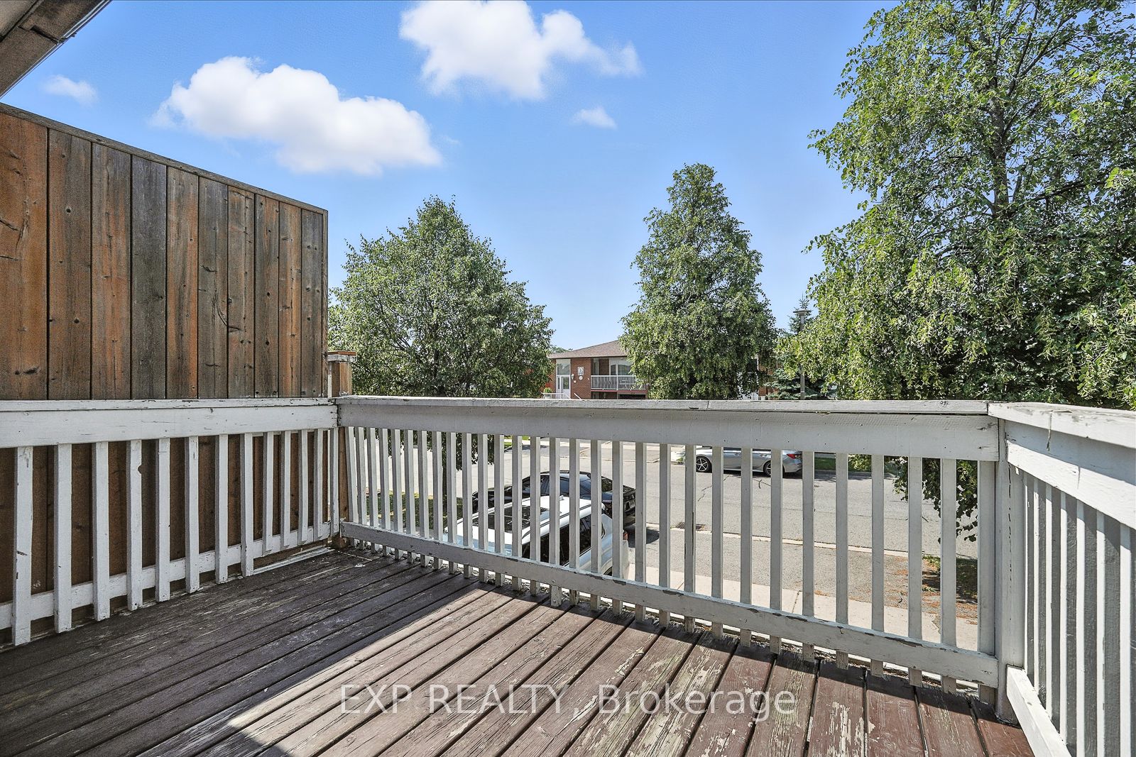 387 Archdekin Drive Property Photo 14
