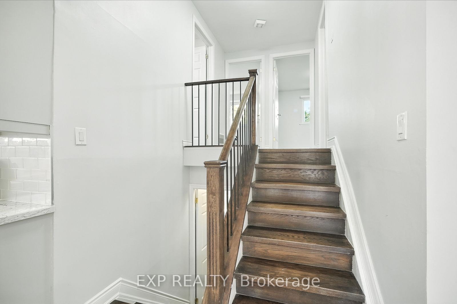 387 Archdekin Drive Property Photo 16