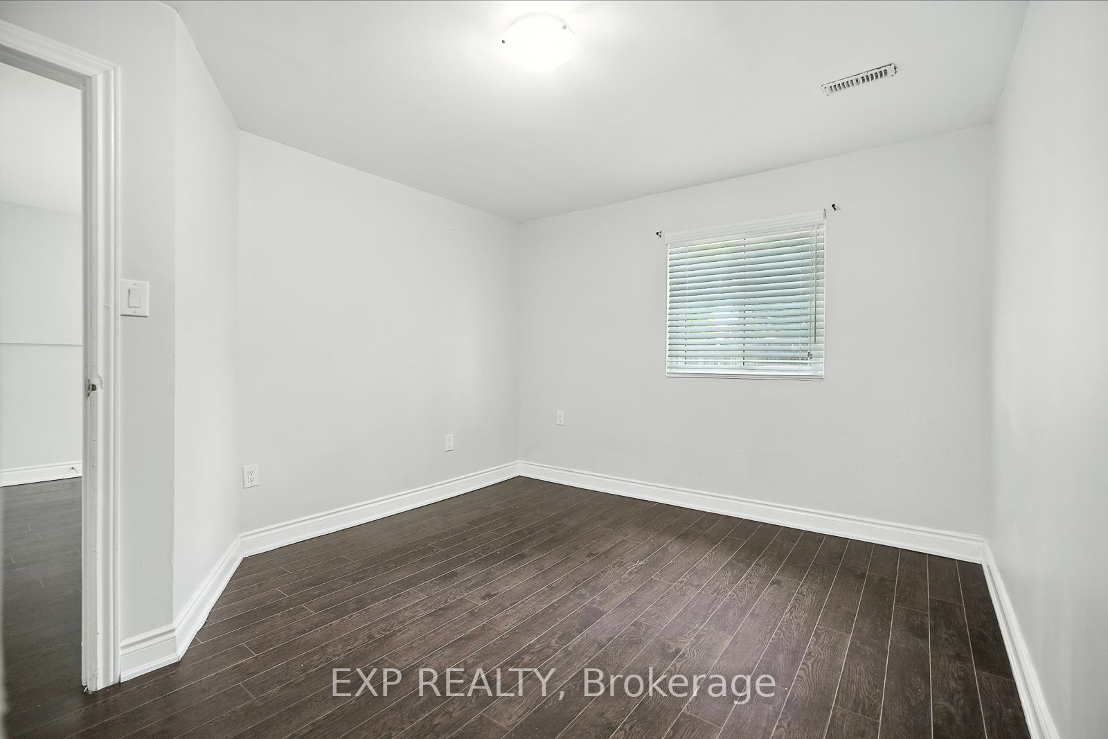 387 Archdekin Drive Property Photo 27