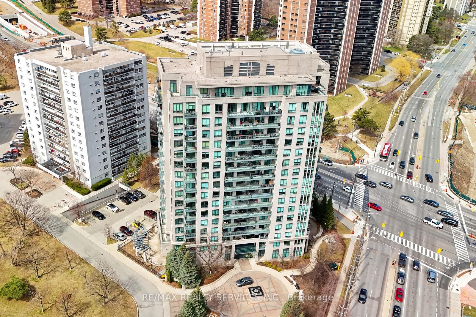 38 Fontenay Court Suite 1309 Property Photo 1