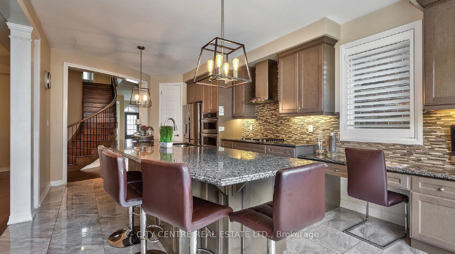 375 Begonia Gardens Property Photo 7