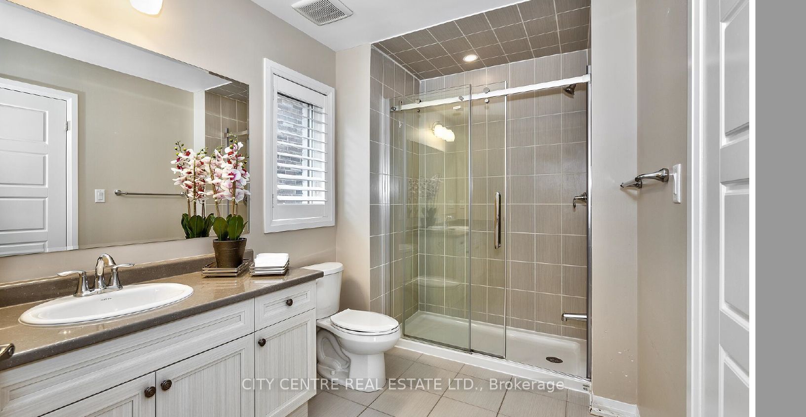 375 Begonia Gardens Property Photo 11