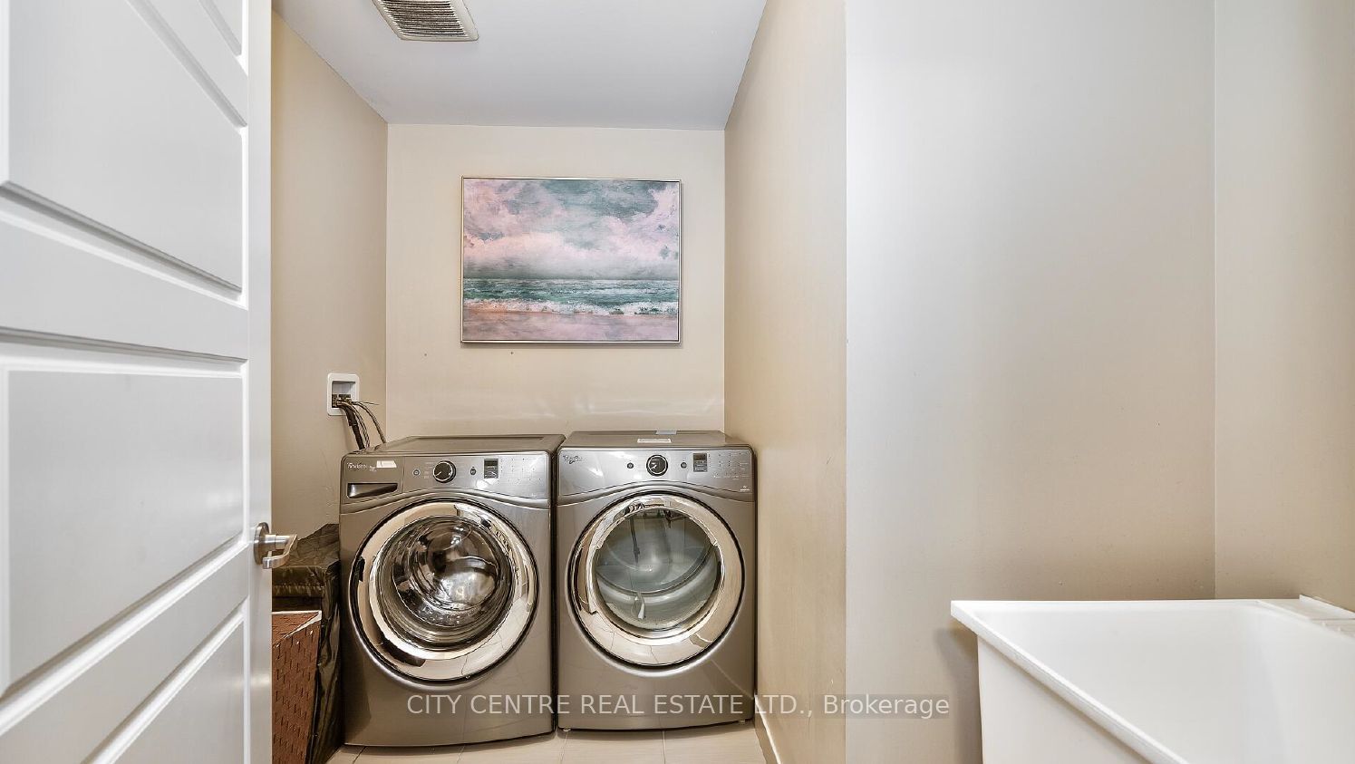 375 Begonia Gardens Property Photo 15