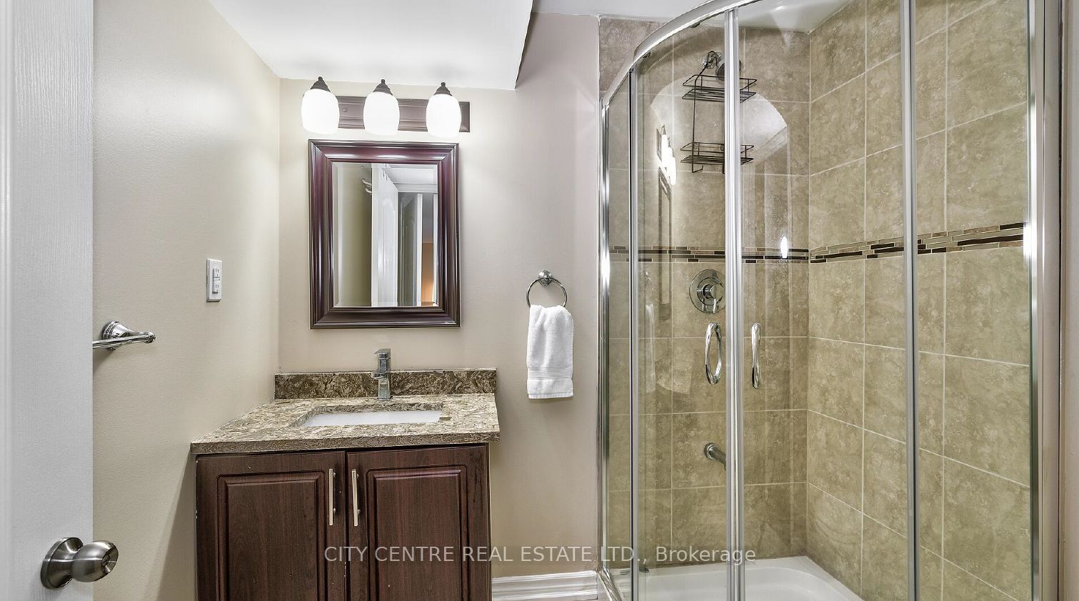 375 Begonia Gardens Property Photo 19