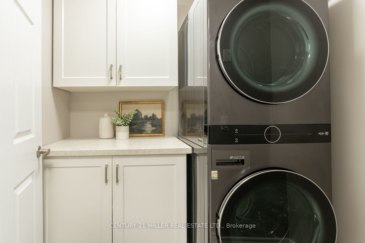 1379 Costigan Road 408 Property Photo 20