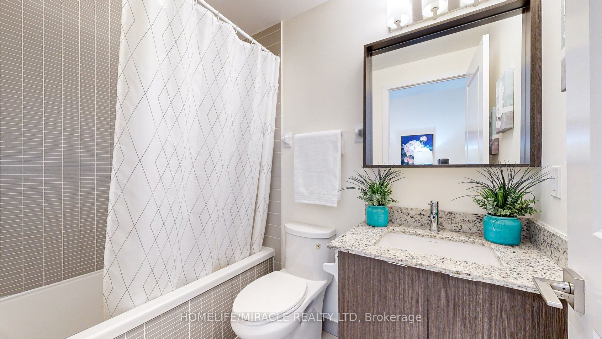 4655 Glen Erin Drive 102 Property Photo 19