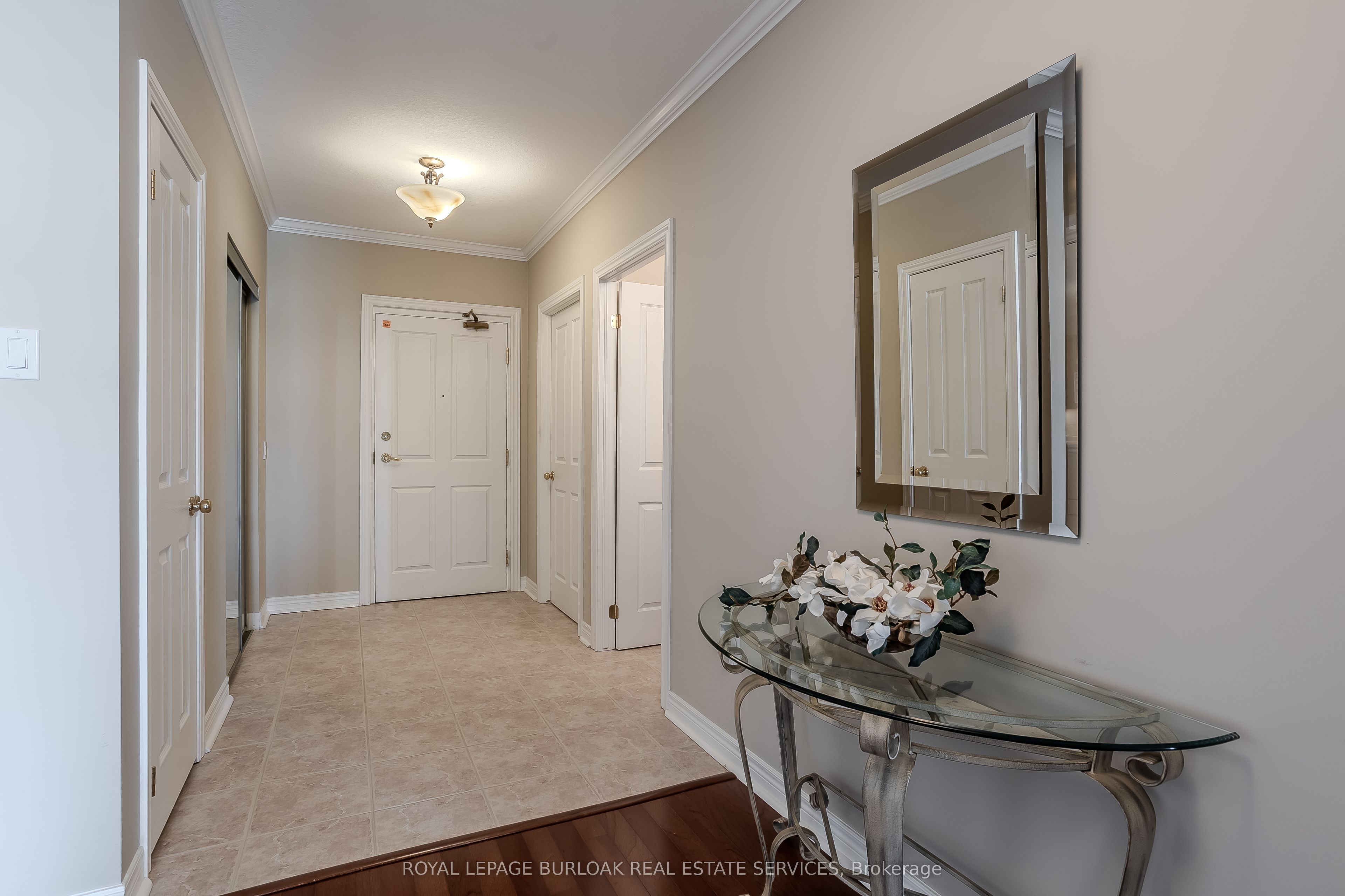 1998 Ironstone Drive 410 Property Photo 4