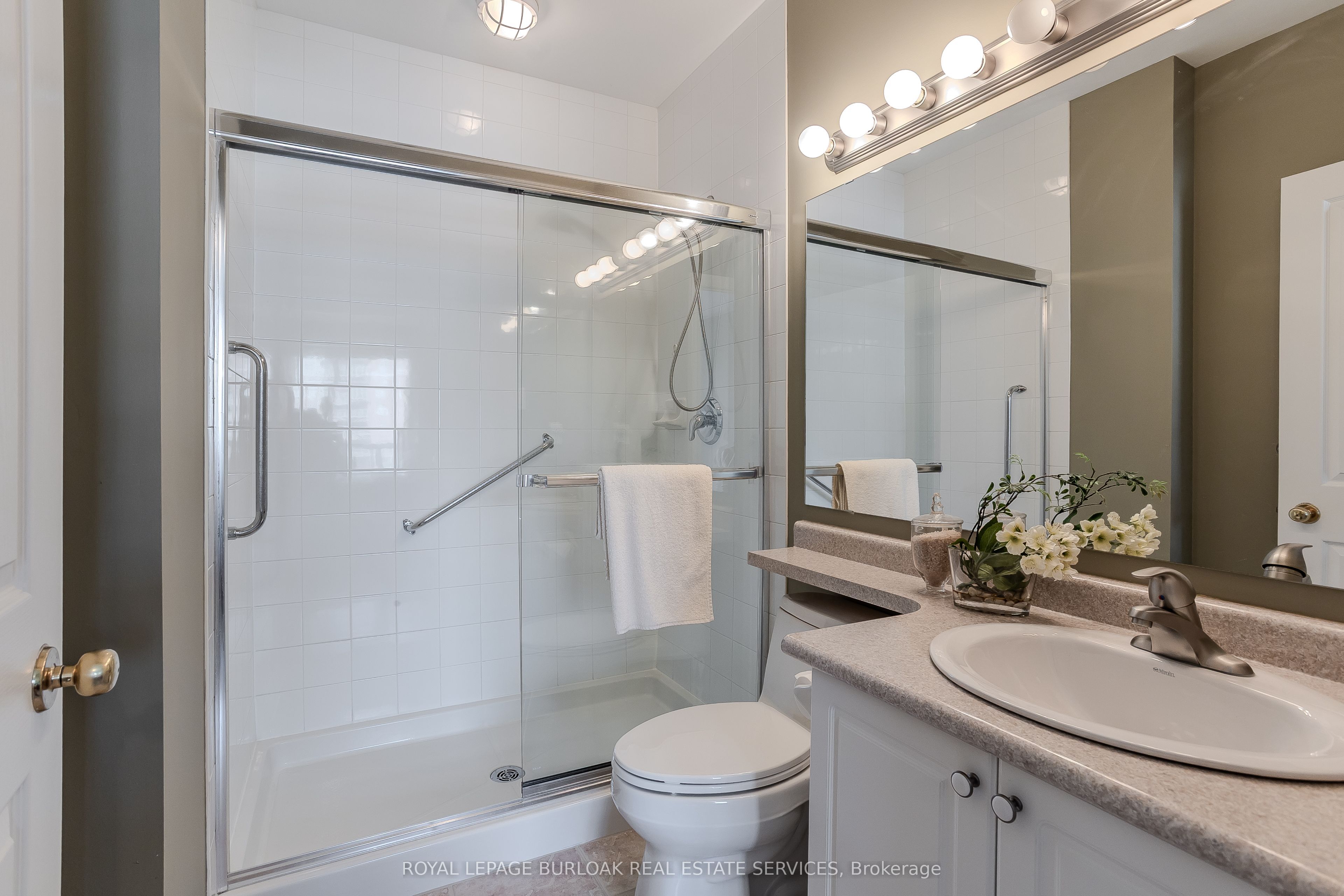 1998 Ironstone Drive 410 Property Photo 17