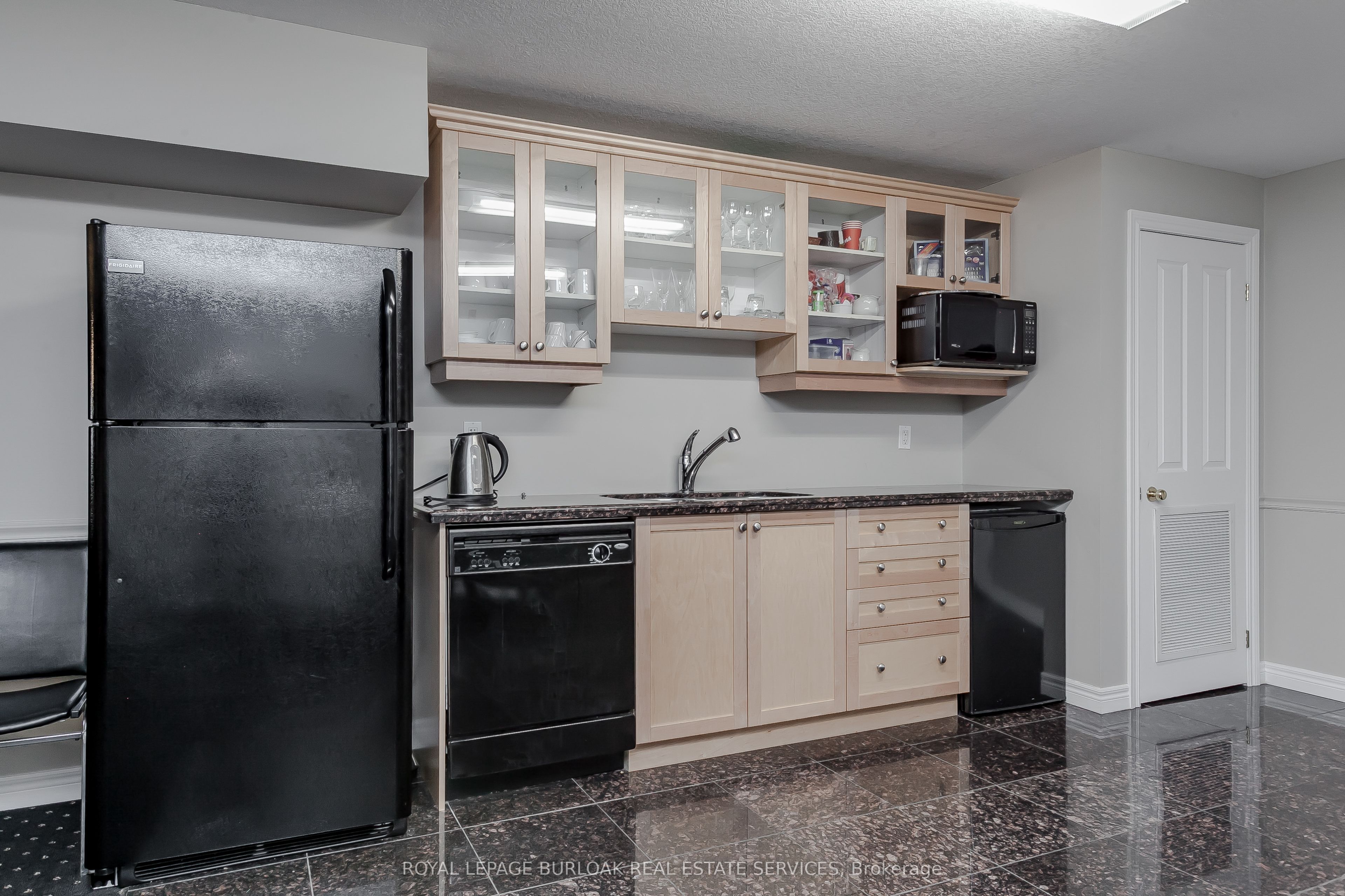 1998 Ironstone Drive 410 Property Photo 23