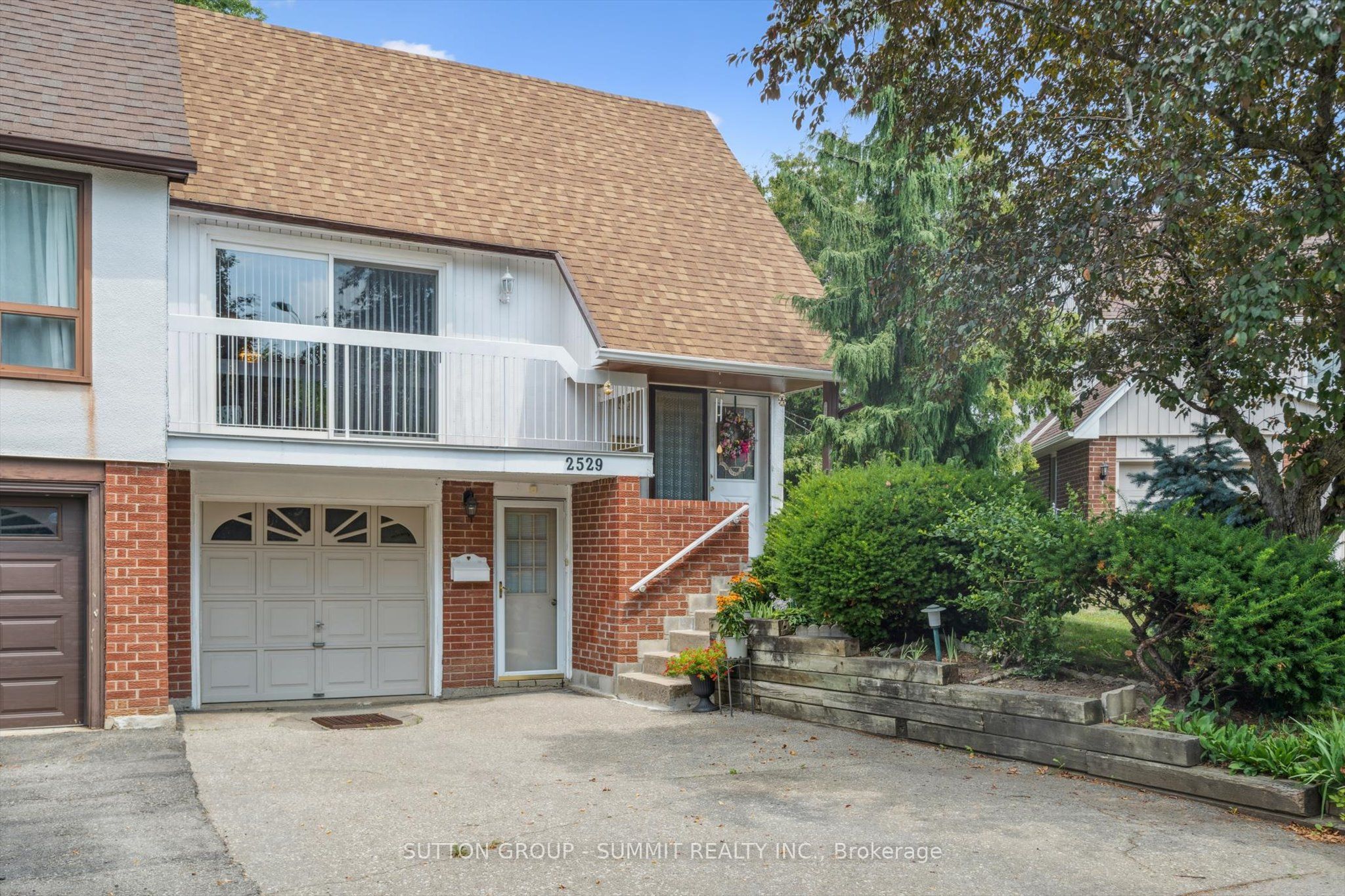 2529 Trondheim Crescent Property Photo 1