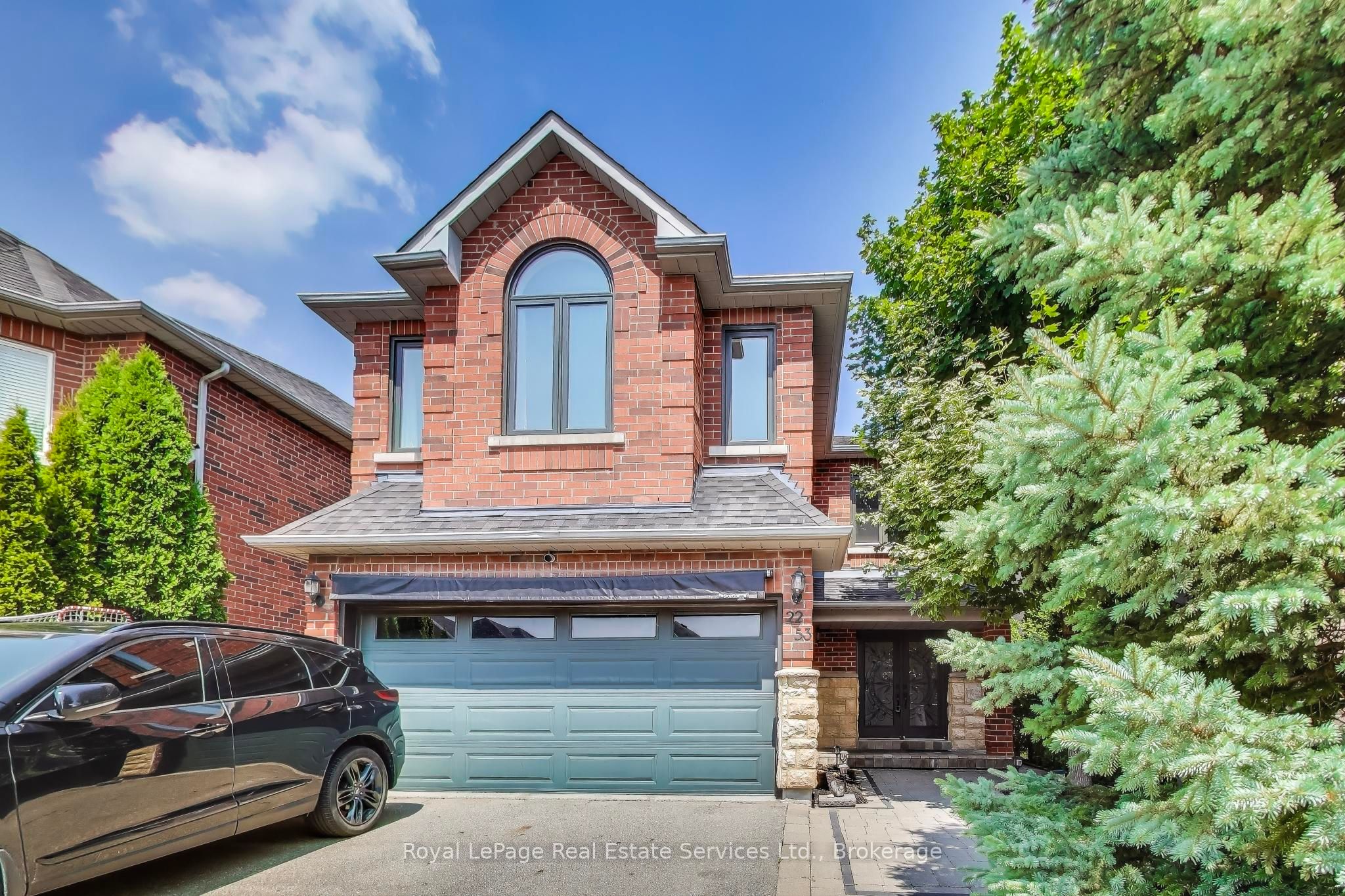 2253 Glenfield Rd Property Photo 1