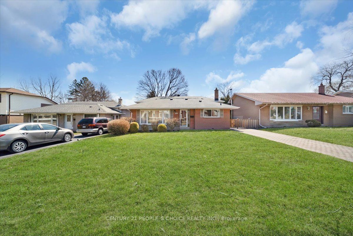 2374 Truscott Drive Property Photo 1