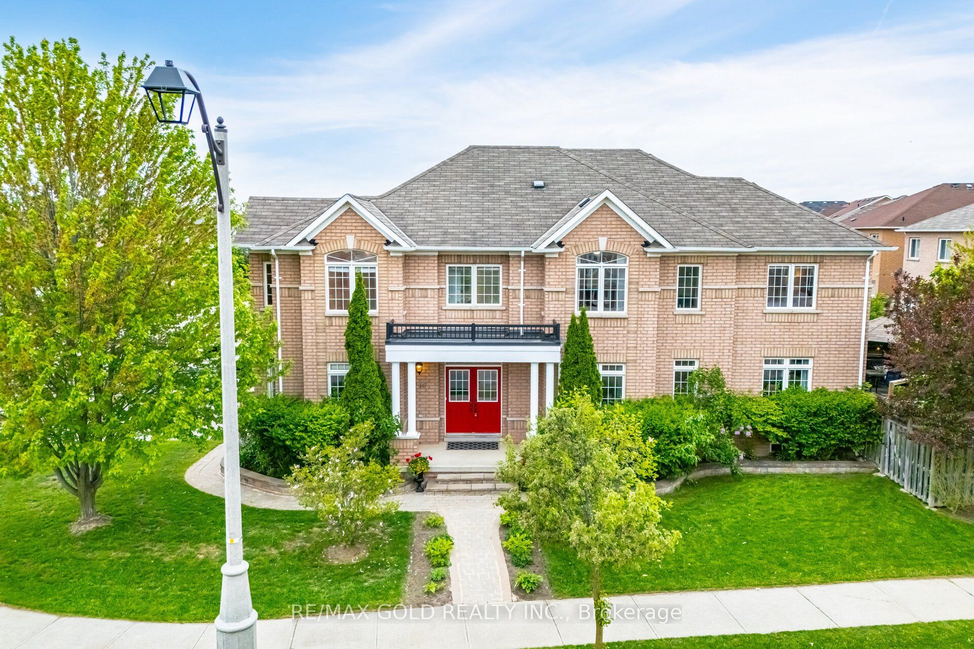 16 Larkberry Road Property Photo 1