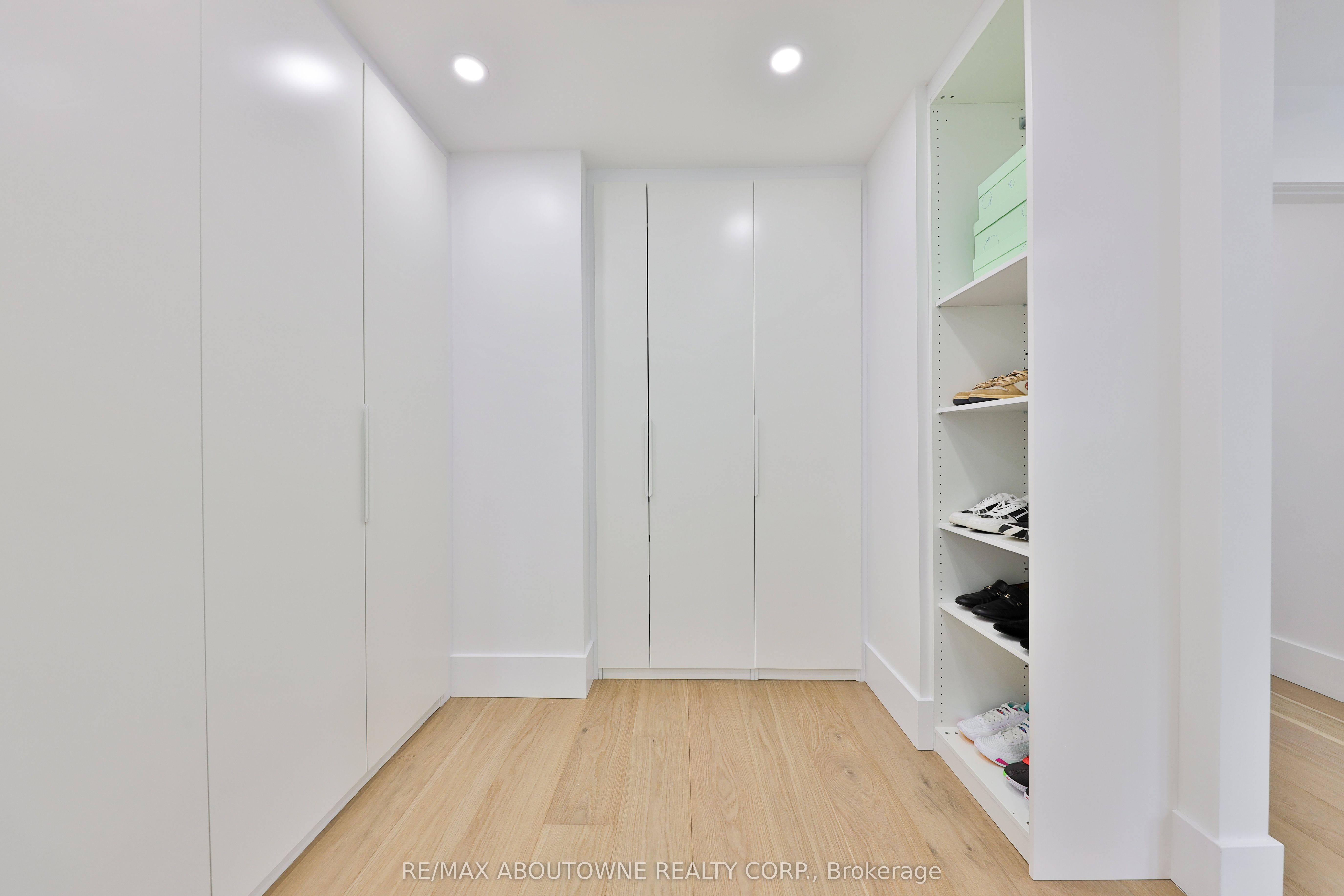 1506 Newlands Crescent Property Photo 24