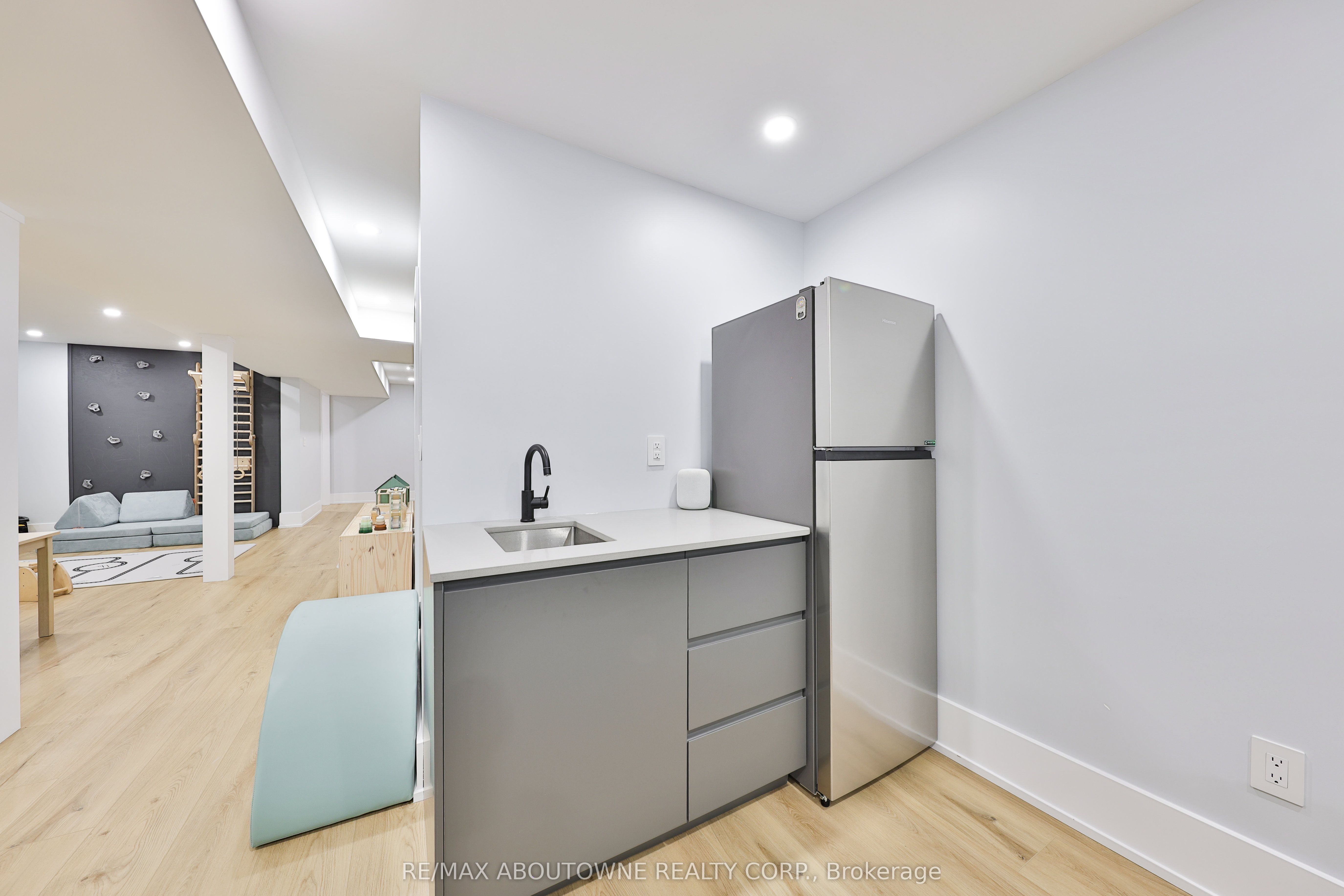 1506 Newlands Crescent Property Photo 41