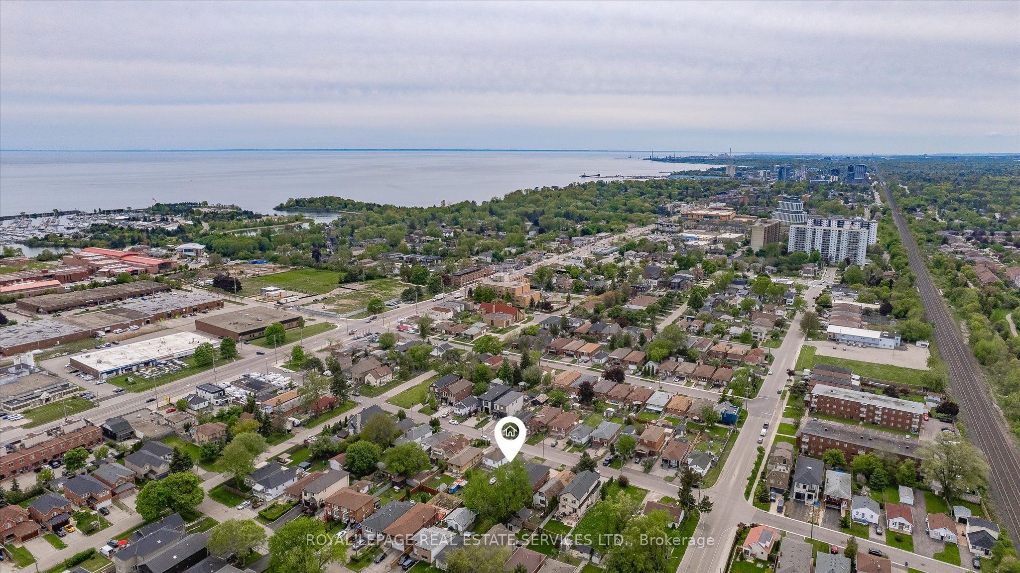 1059 Westmount Avenue Property Photo 8