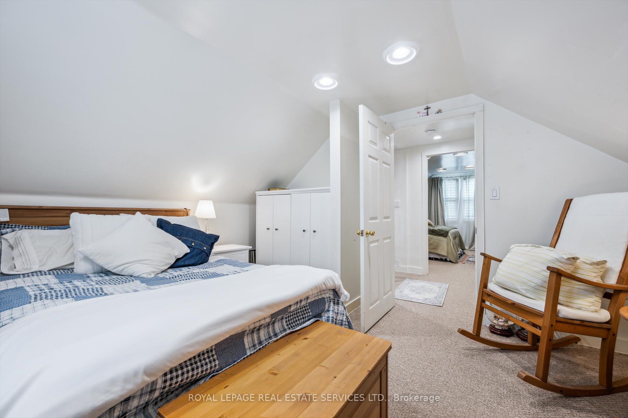 1059 Westmount Avenue Property Photo 24