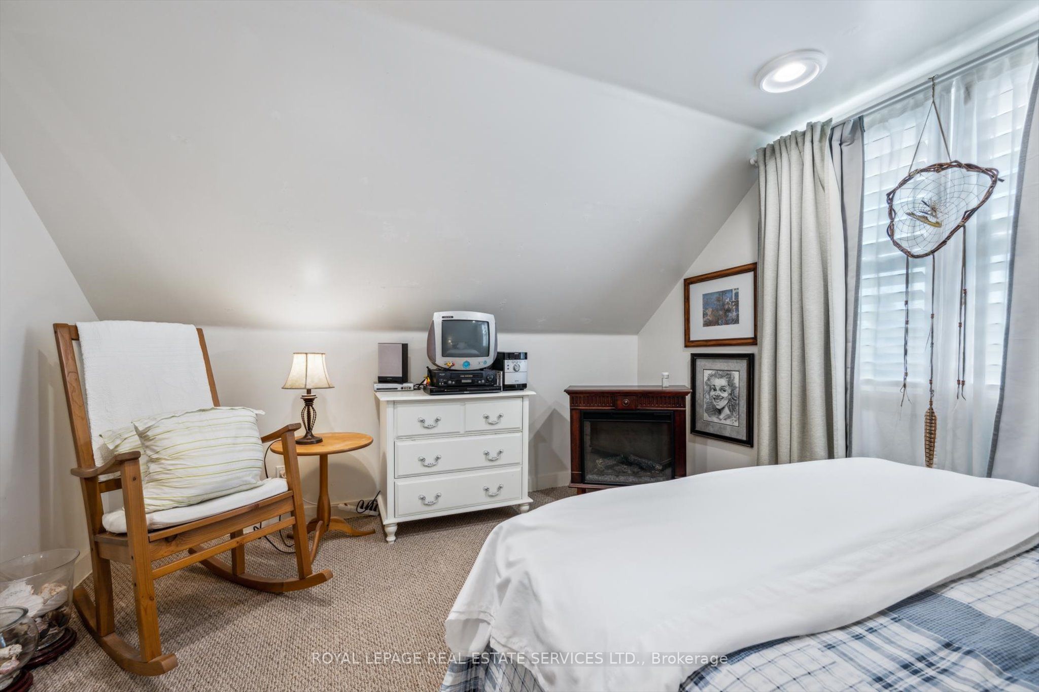 1059 Westmount Avenue Property Photo 25