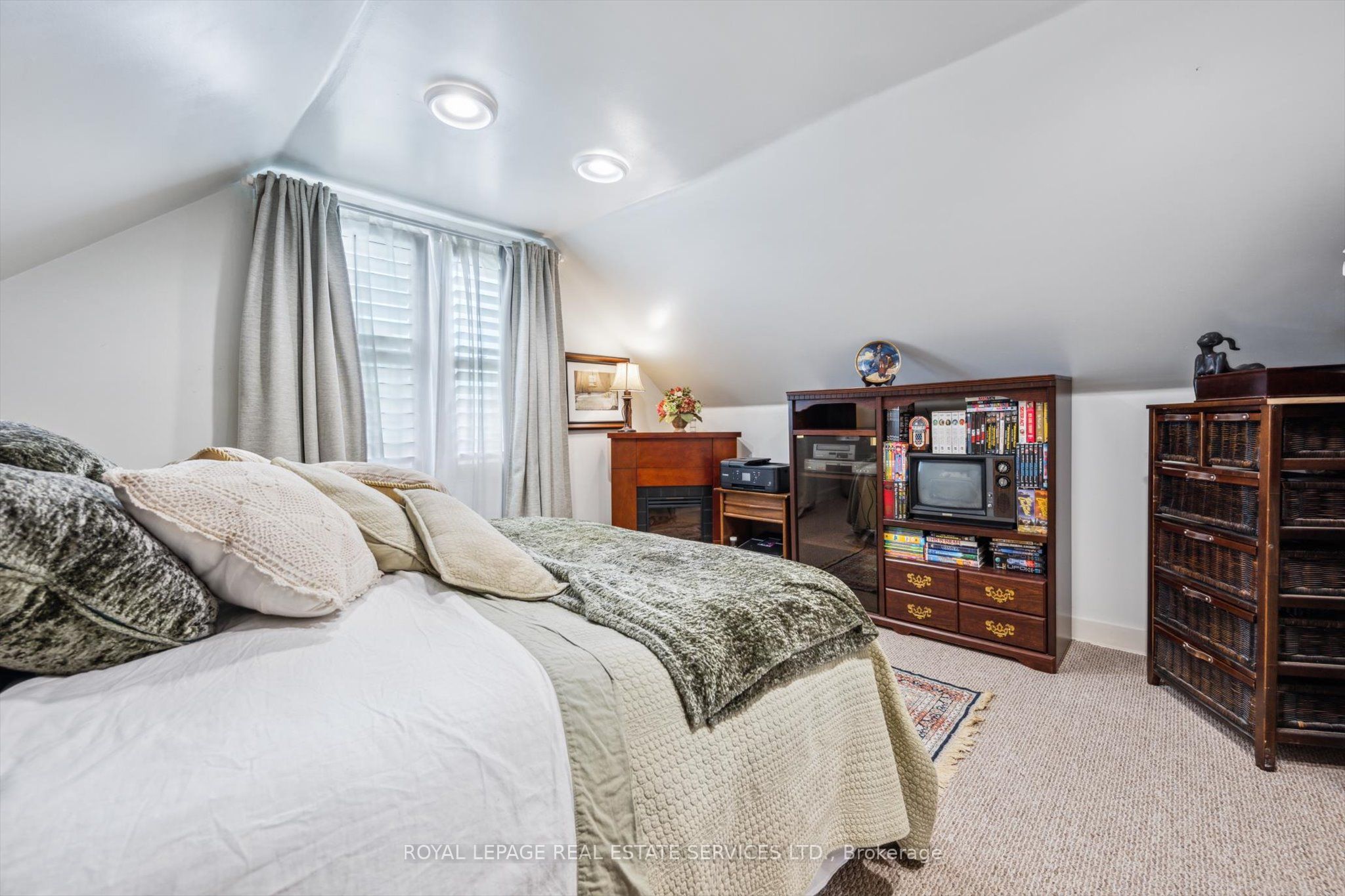 1059 Westmount Avenue Property Photo 27