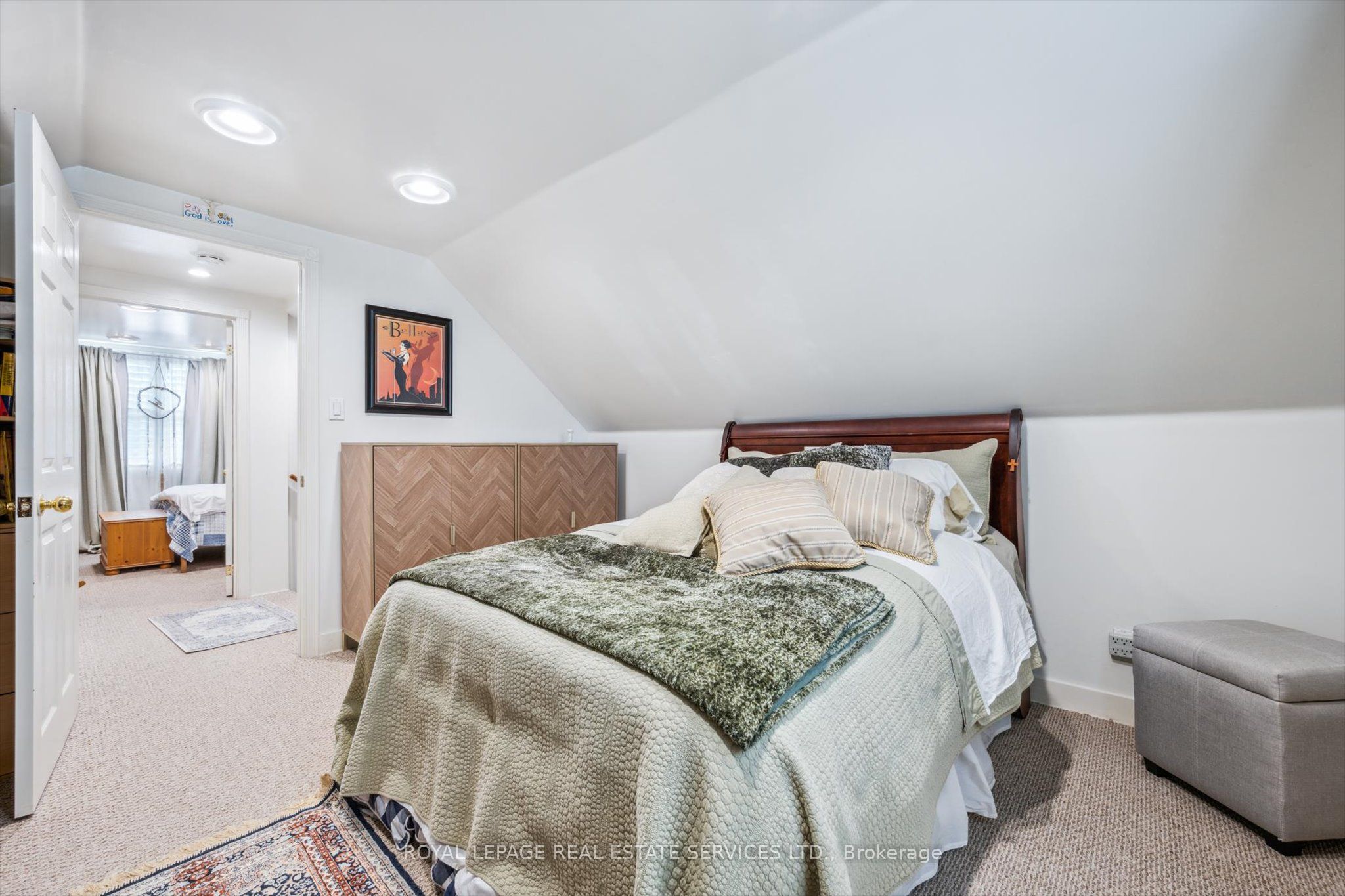 1059 Westmount Avenue Property Photo 28