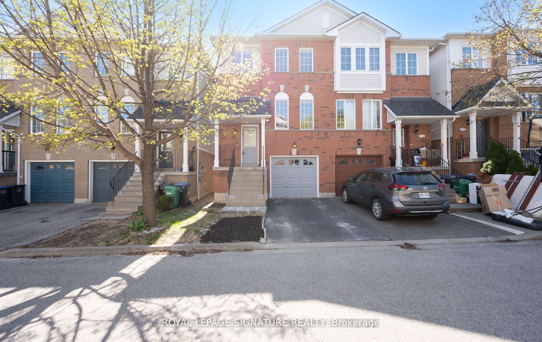 1480 Britannia Rd W Property Photo 1